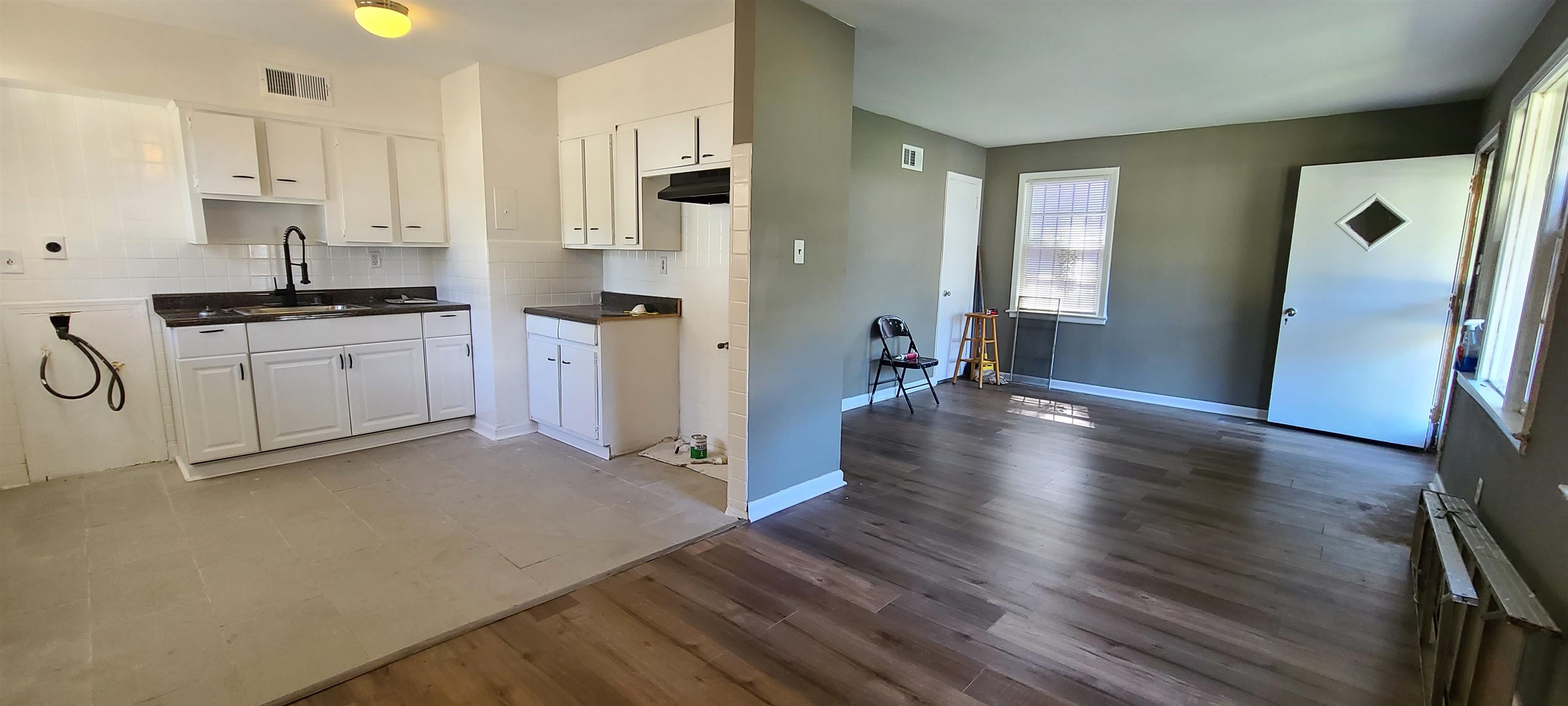 1450 Lambert St Property Photo 8