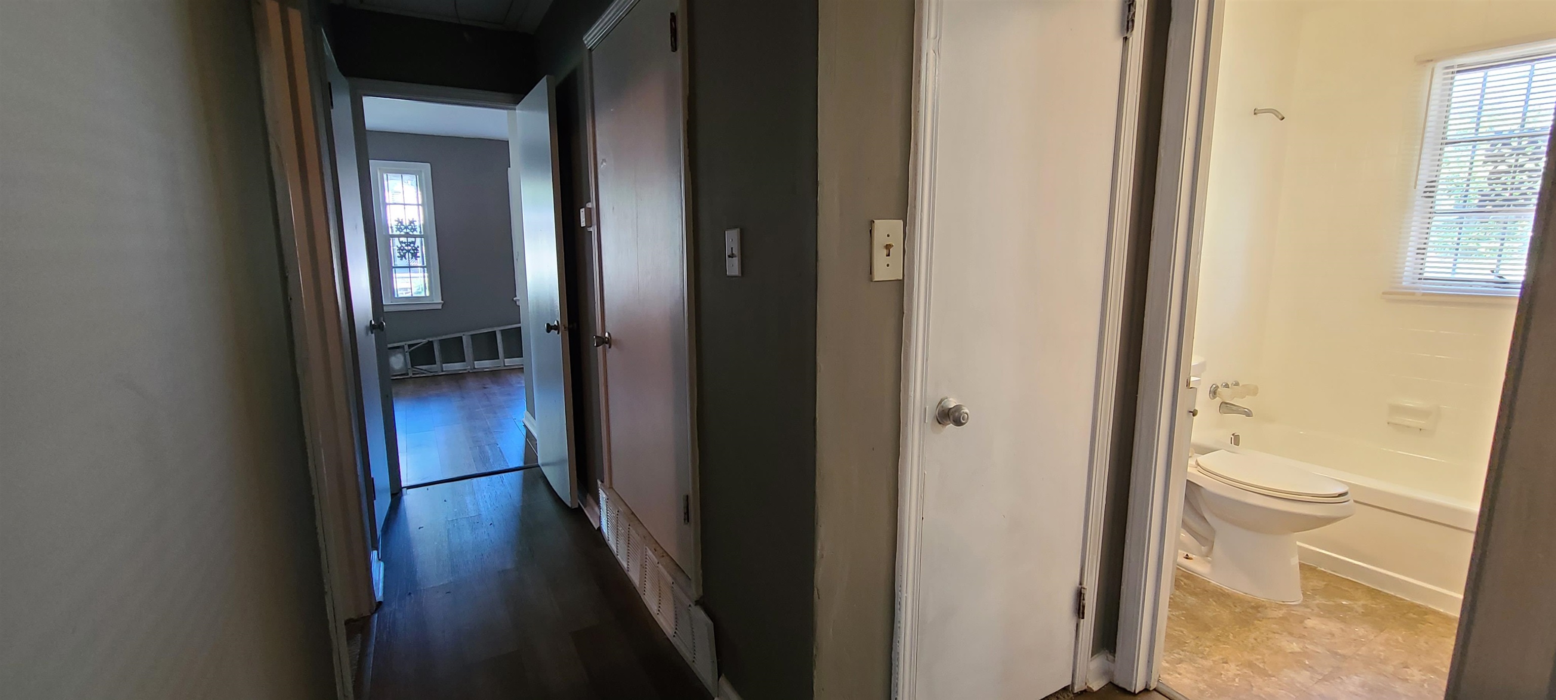 1450 Lambert St Property Photo 14
