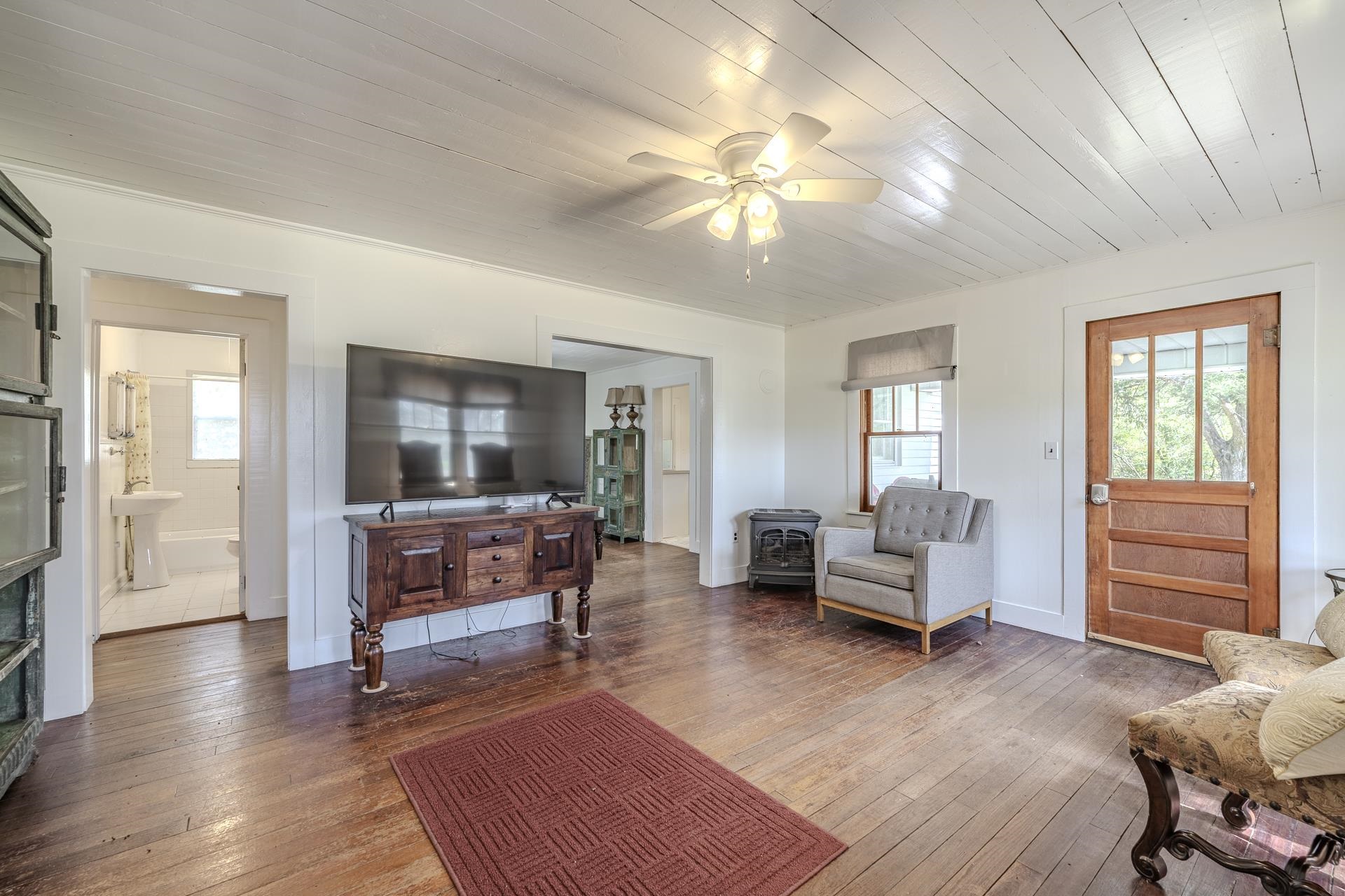2423 Hardin Creek Rd Property Photo 12