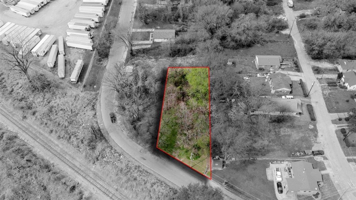 2129 Yazoo St Property Photo 2