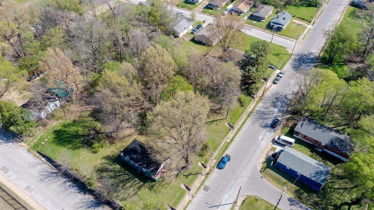 W Person Ave Property Photo 4