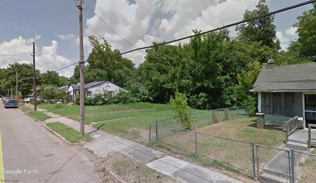 1462 Standridge St Property Photo 2
