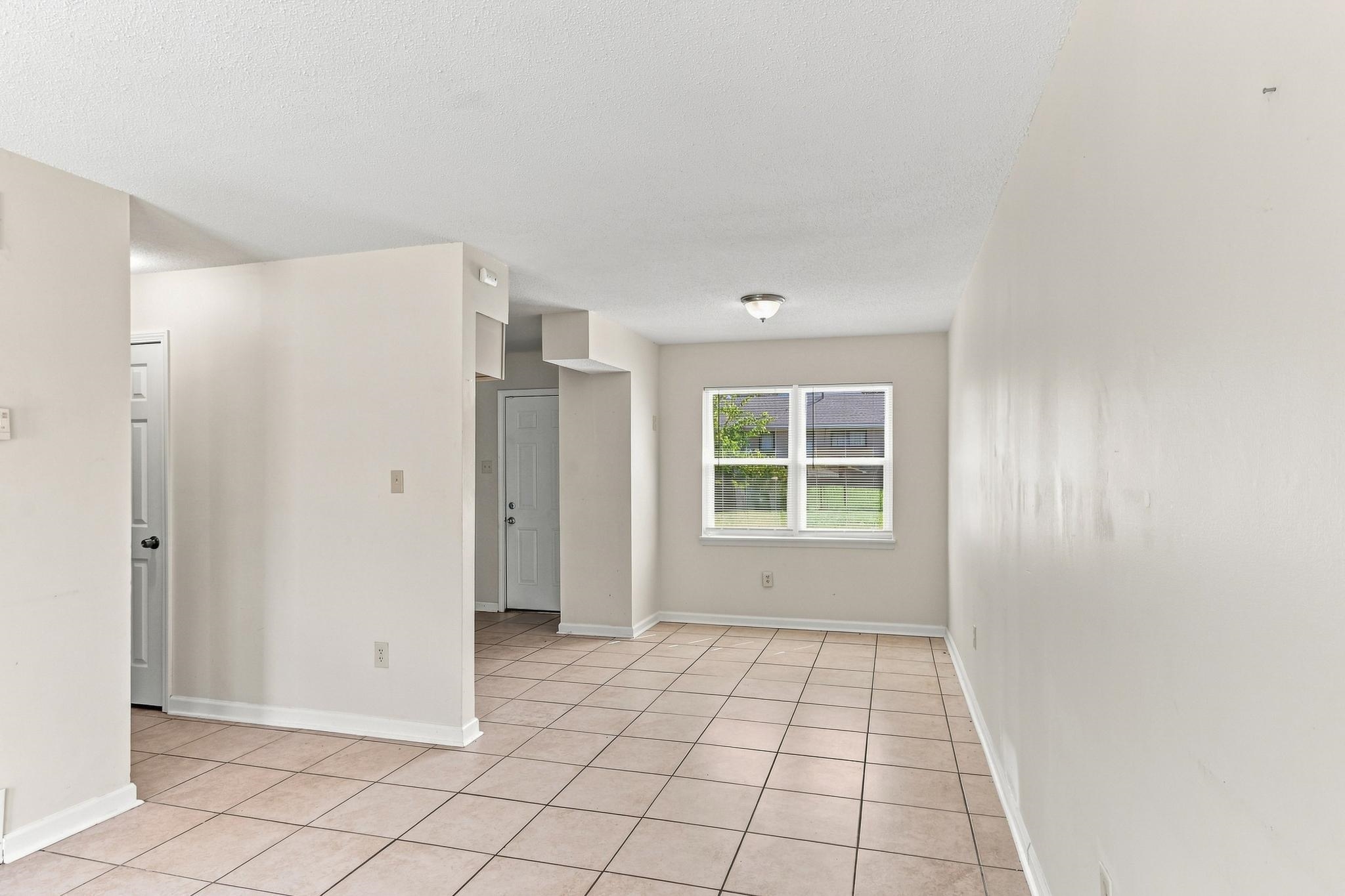 580 Blackhawk Rd Property Photo 7
