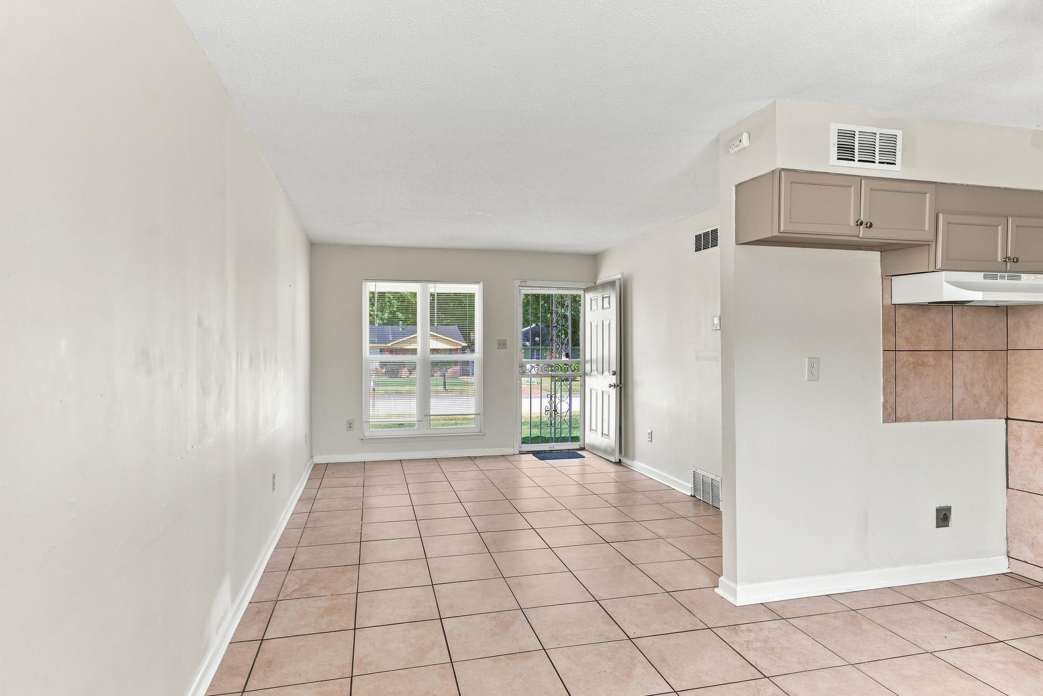 580 Blackhawk Rd Property Photo 9