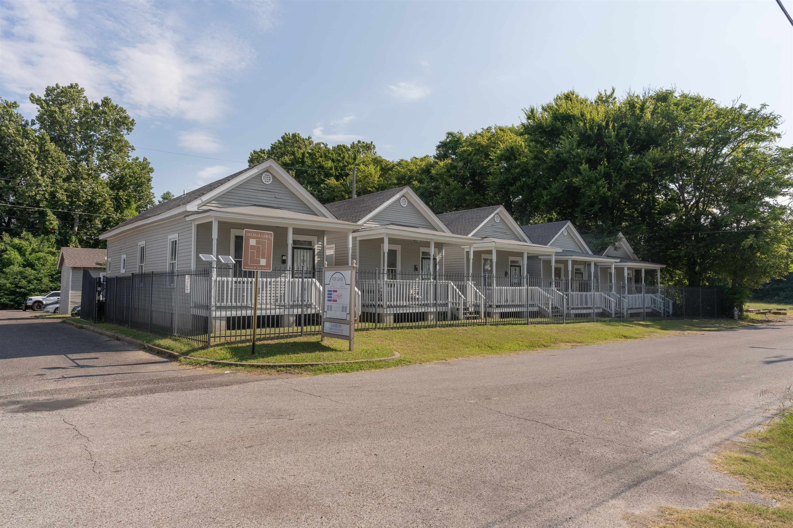 1044 Delmar Ave Property Photo 1