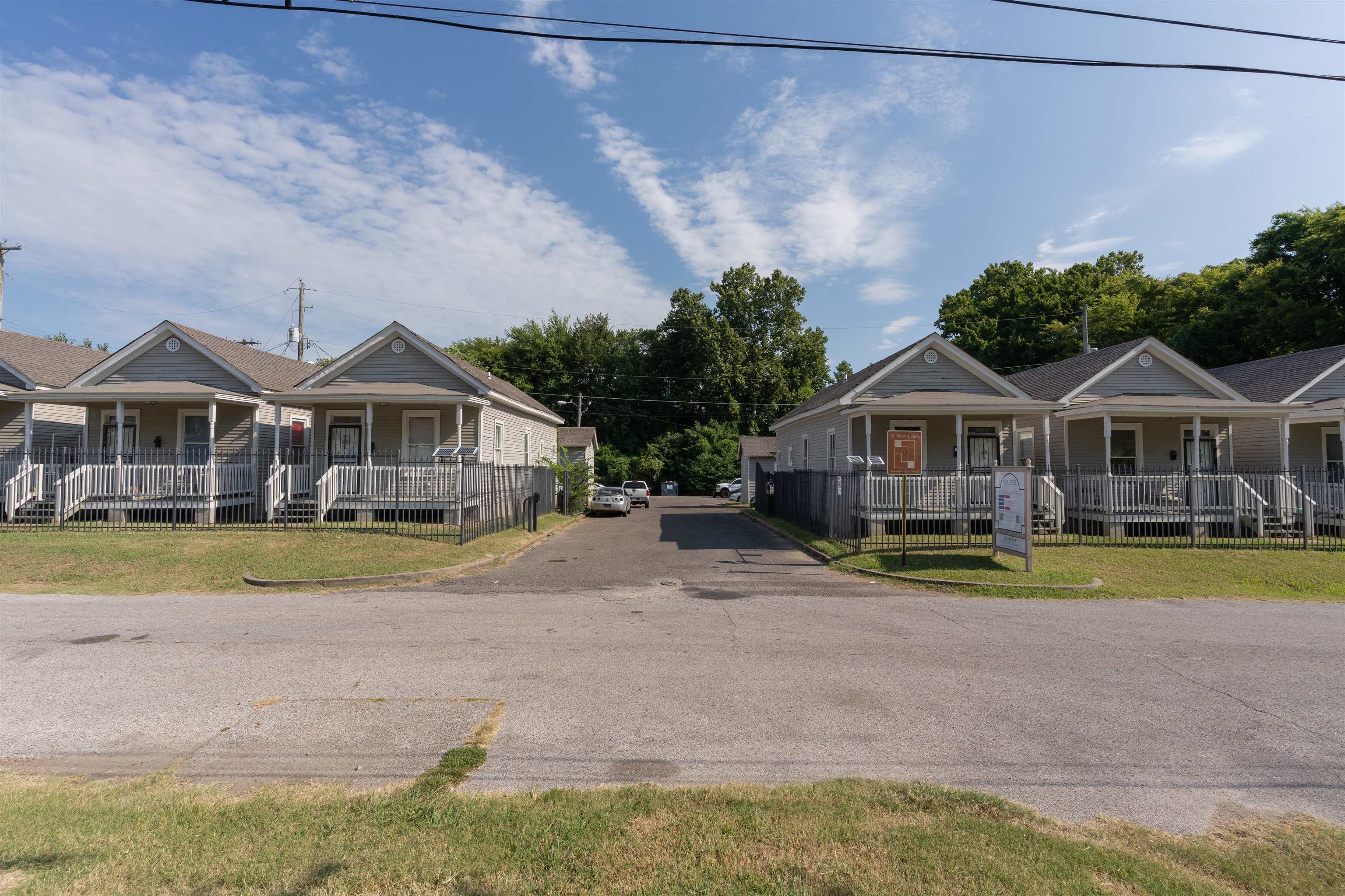 1044 Delmar Ave Property Photo 2
