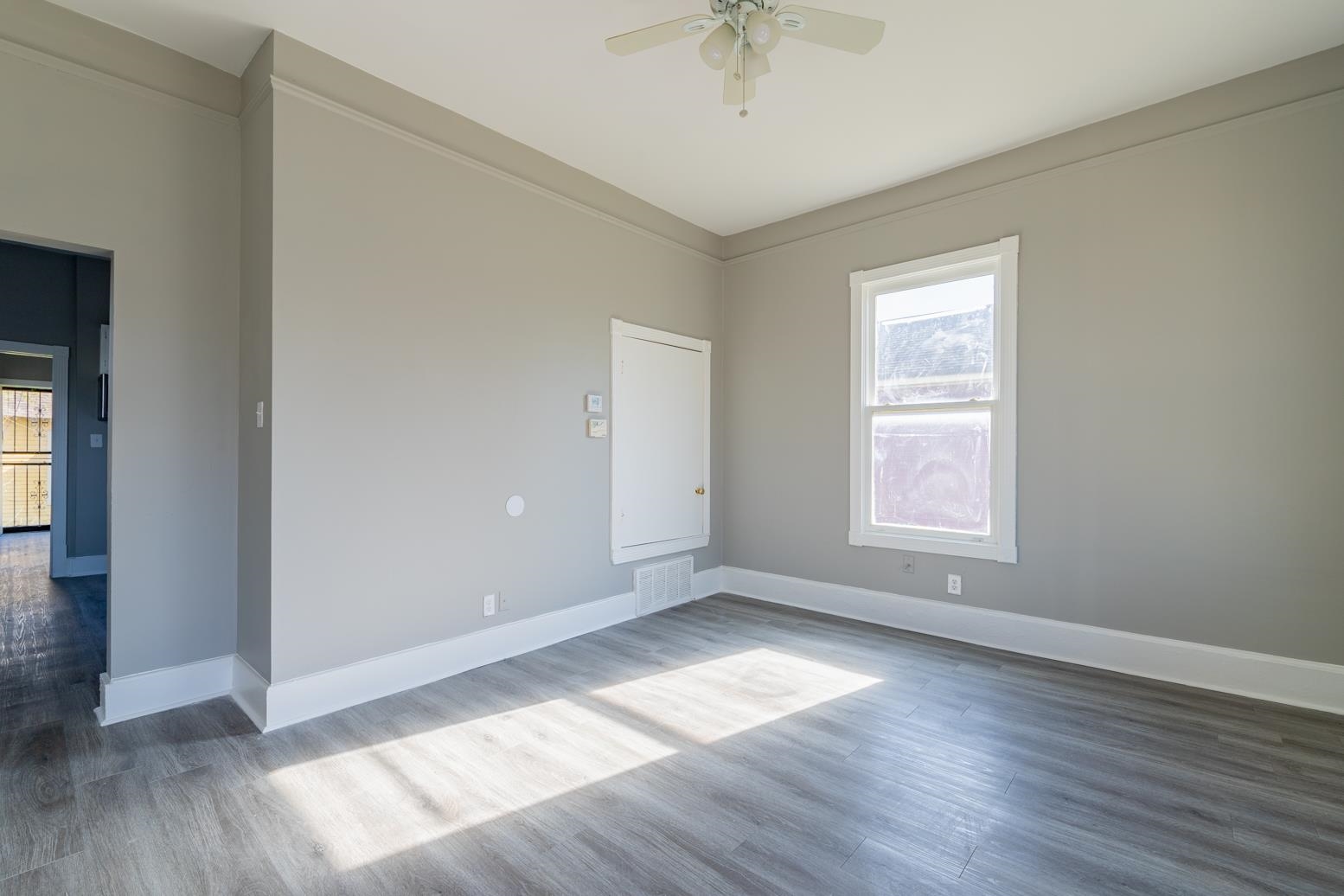1044 Delmar Ave Property Photo 9