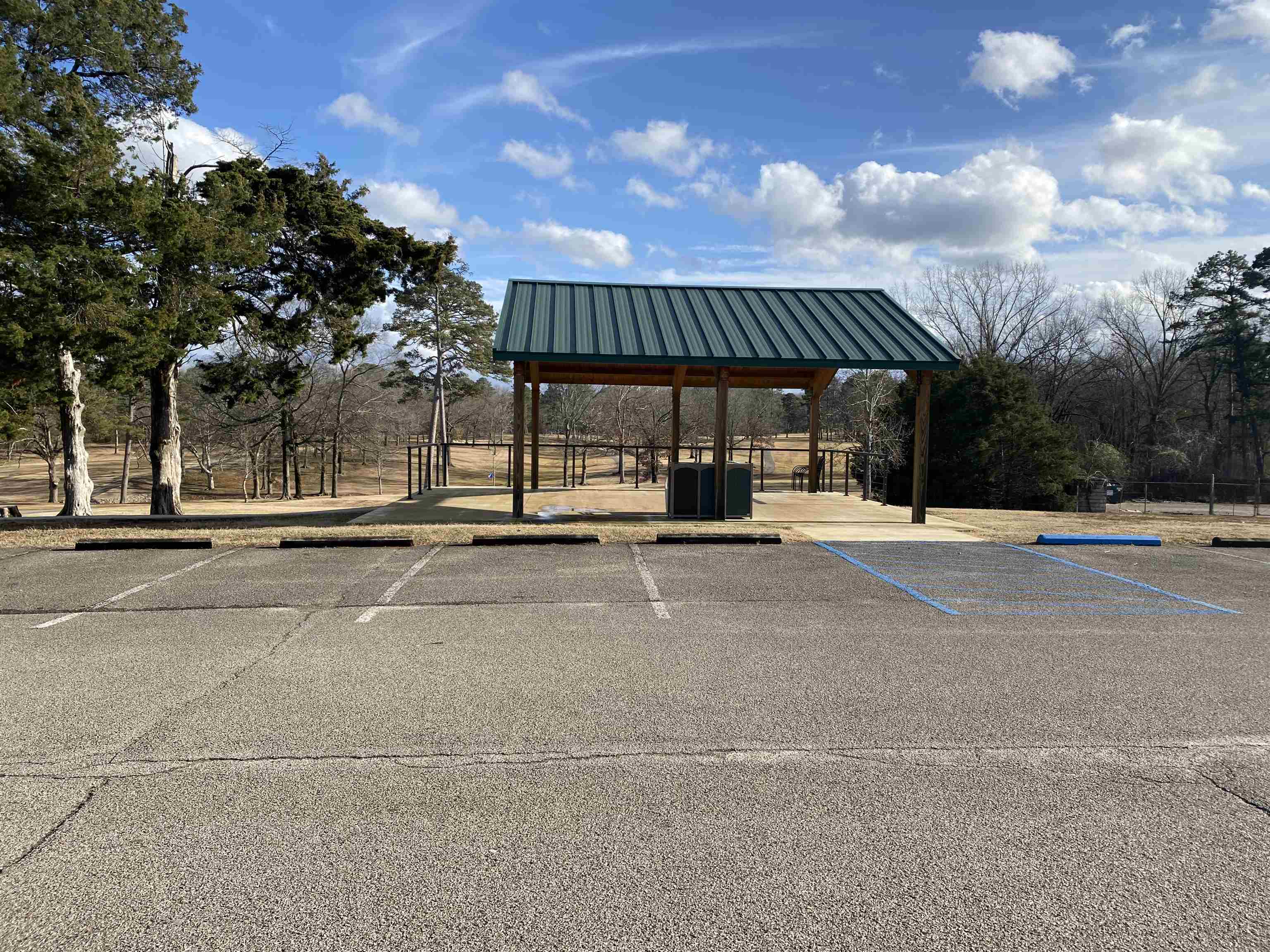 9 Legends Dr Property Photo 4
