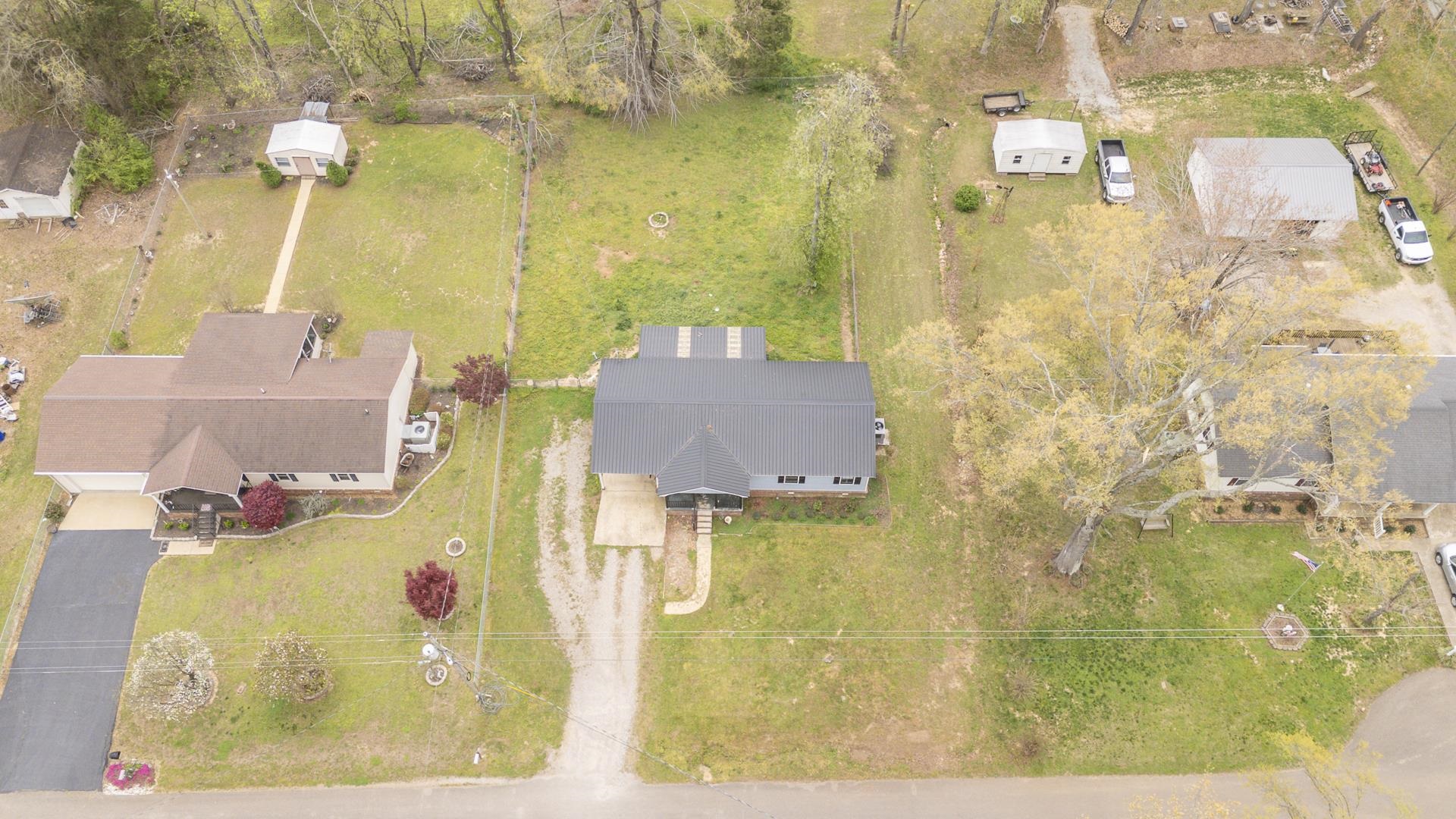 235 Parkview Dr Property Photo 39
