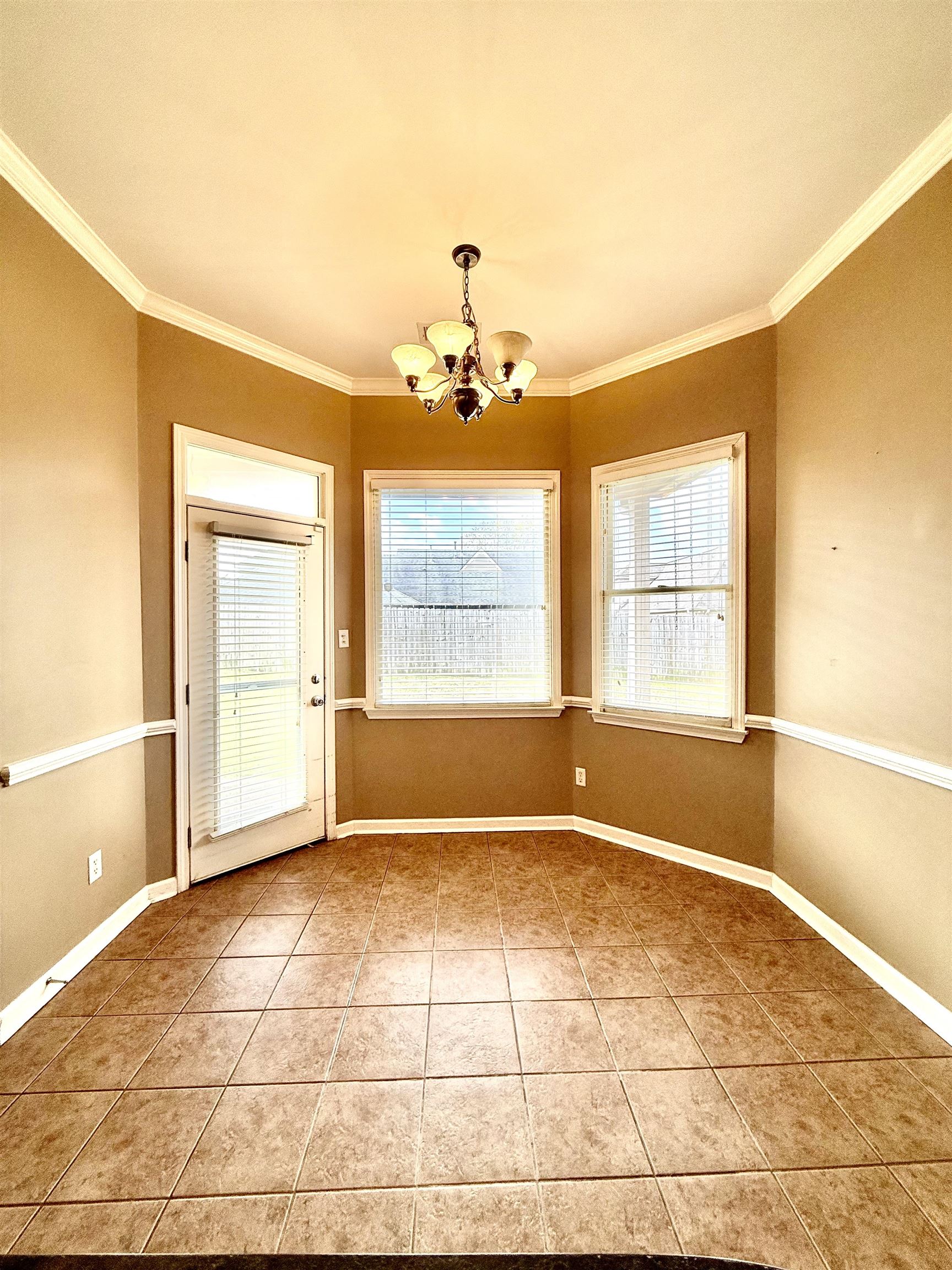 9105 E Suttersmill Cv E Property Photo 5