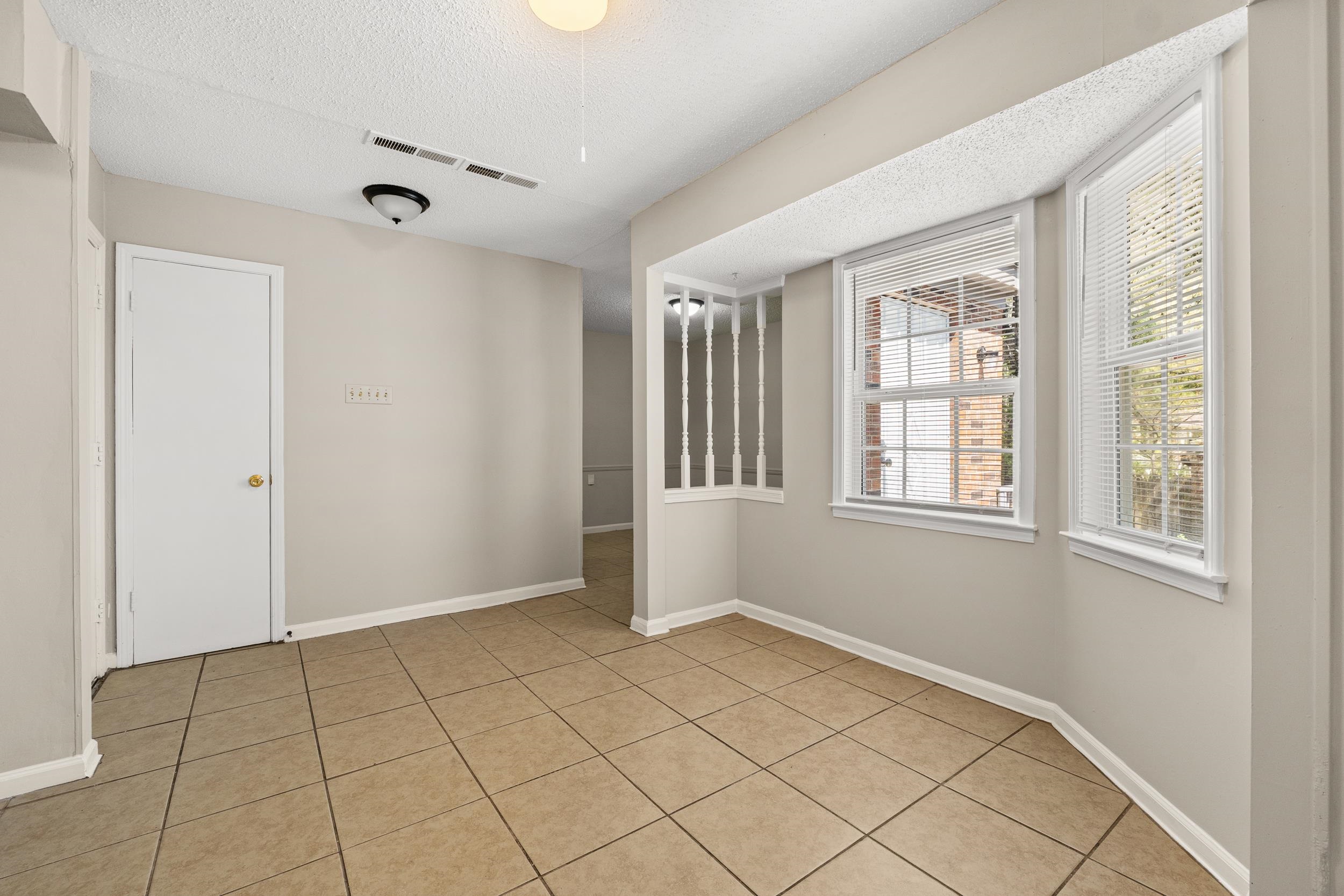 3728 Merritt St Property Photo 11