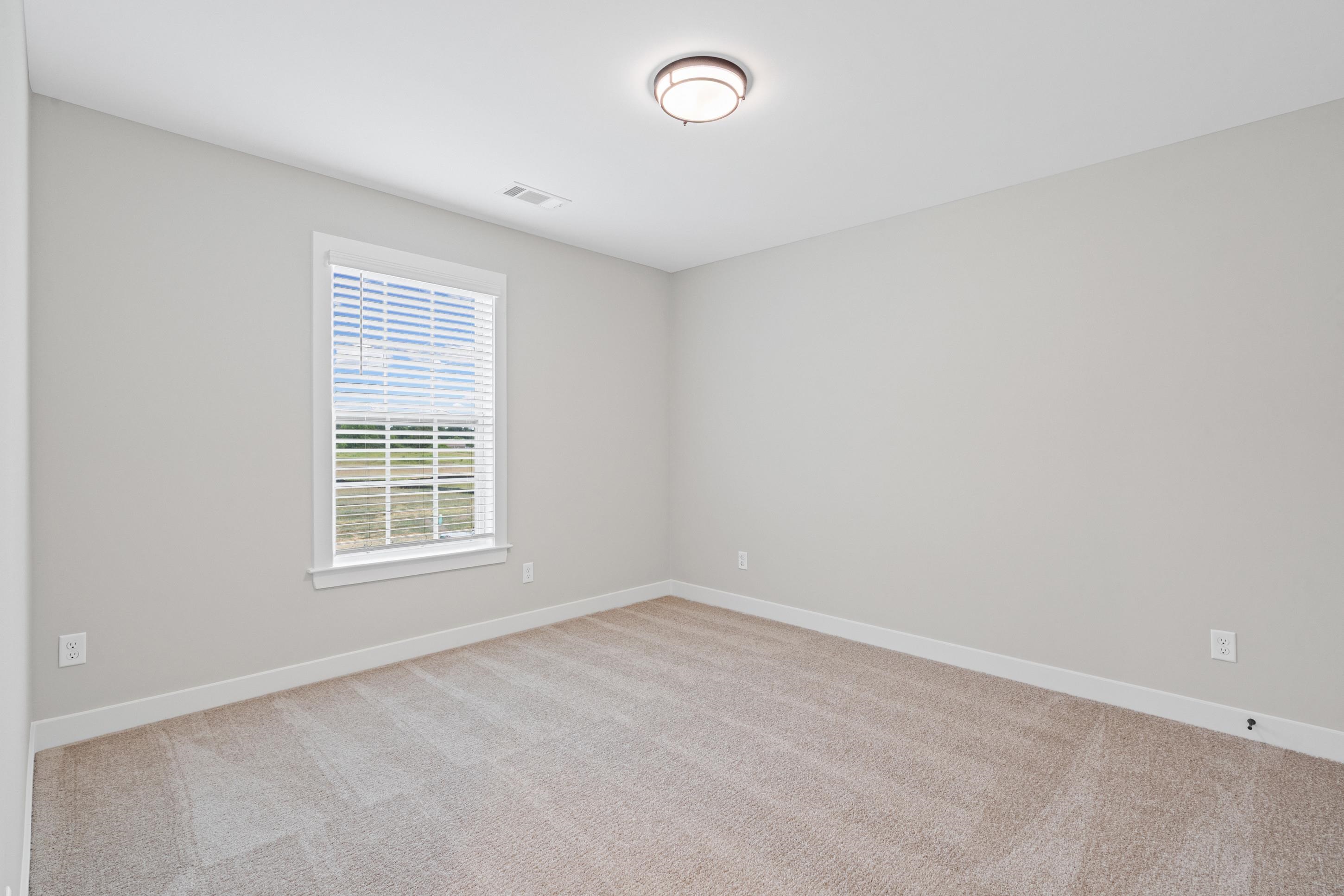 7059 Walker Farms Dr Property Photo 22