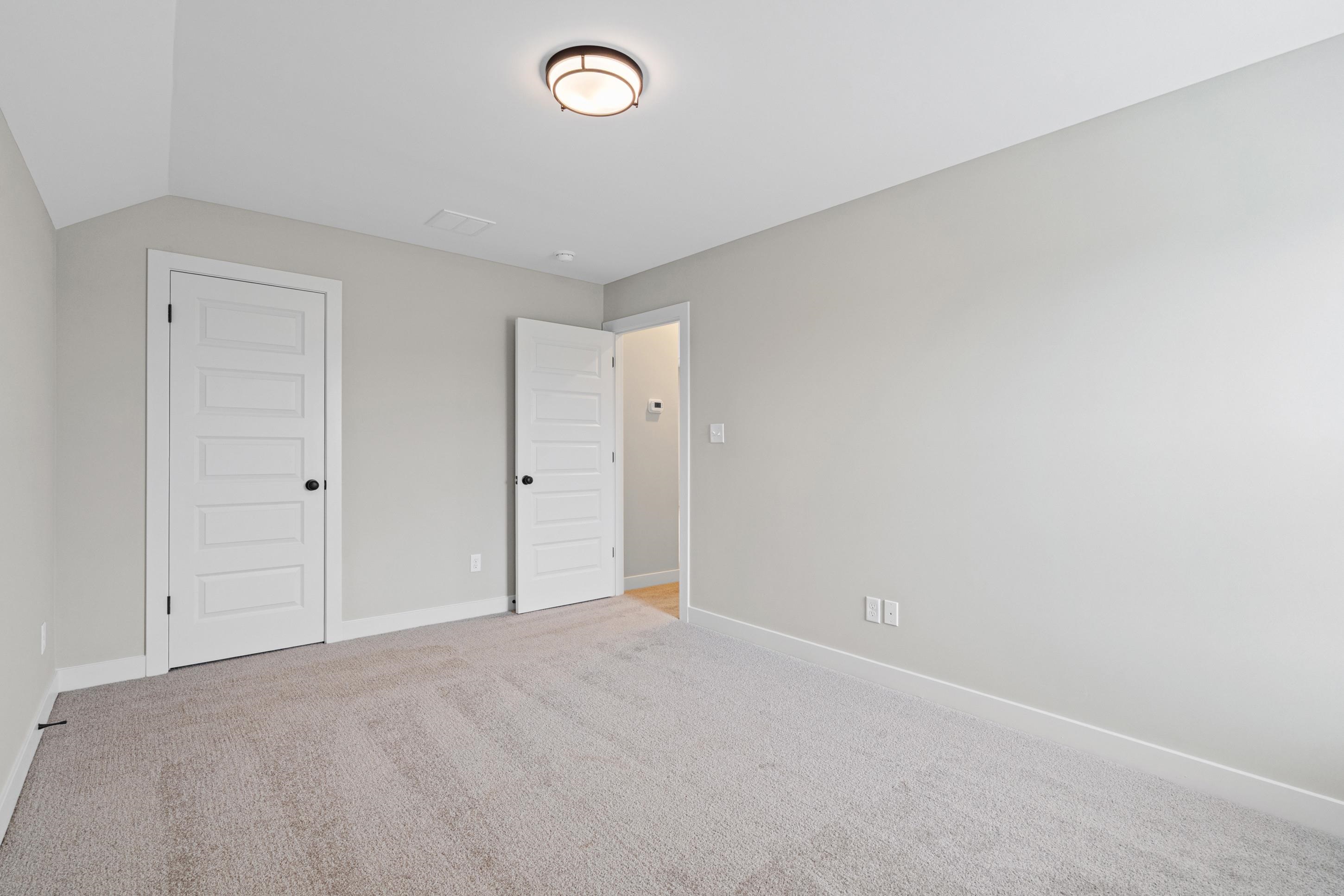 7059 Walker Farms Dr Property Photo 25