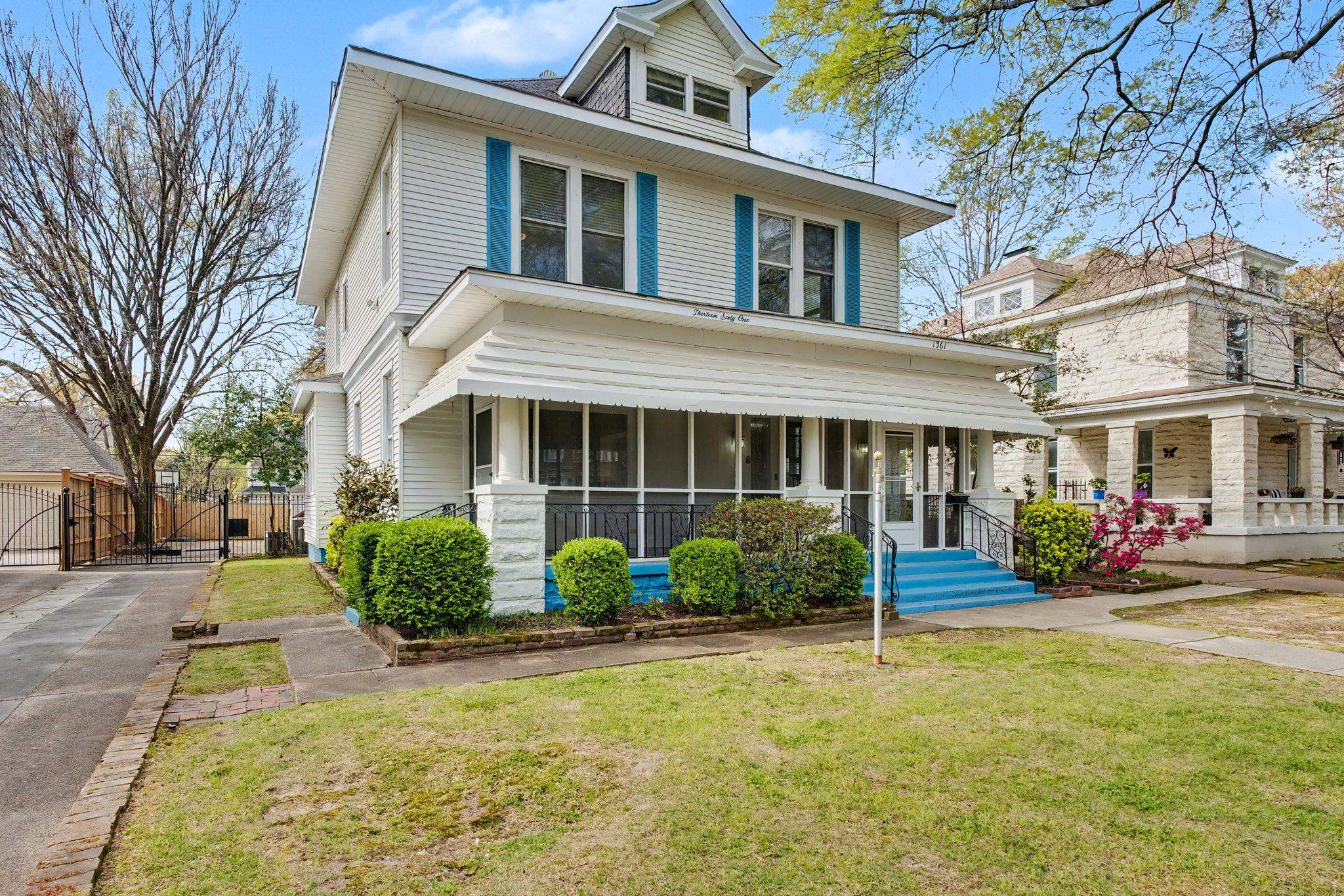1361 Vinton Ave Property Photo 3