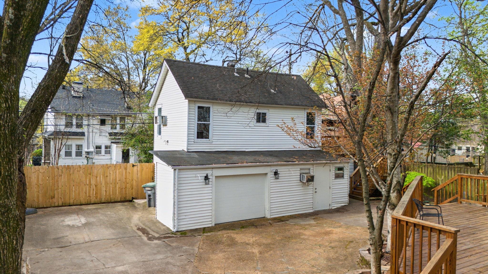 1361 Vinton Ave Property Photo 39