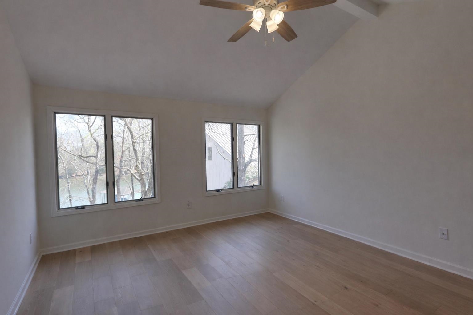329 Cr 380 Rd House #11 Property Photo 17