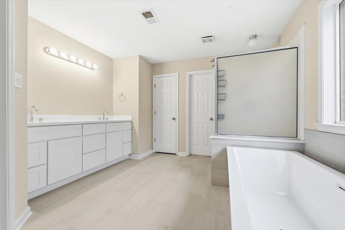 5392 Shetland Trail Cv Property Photo 18