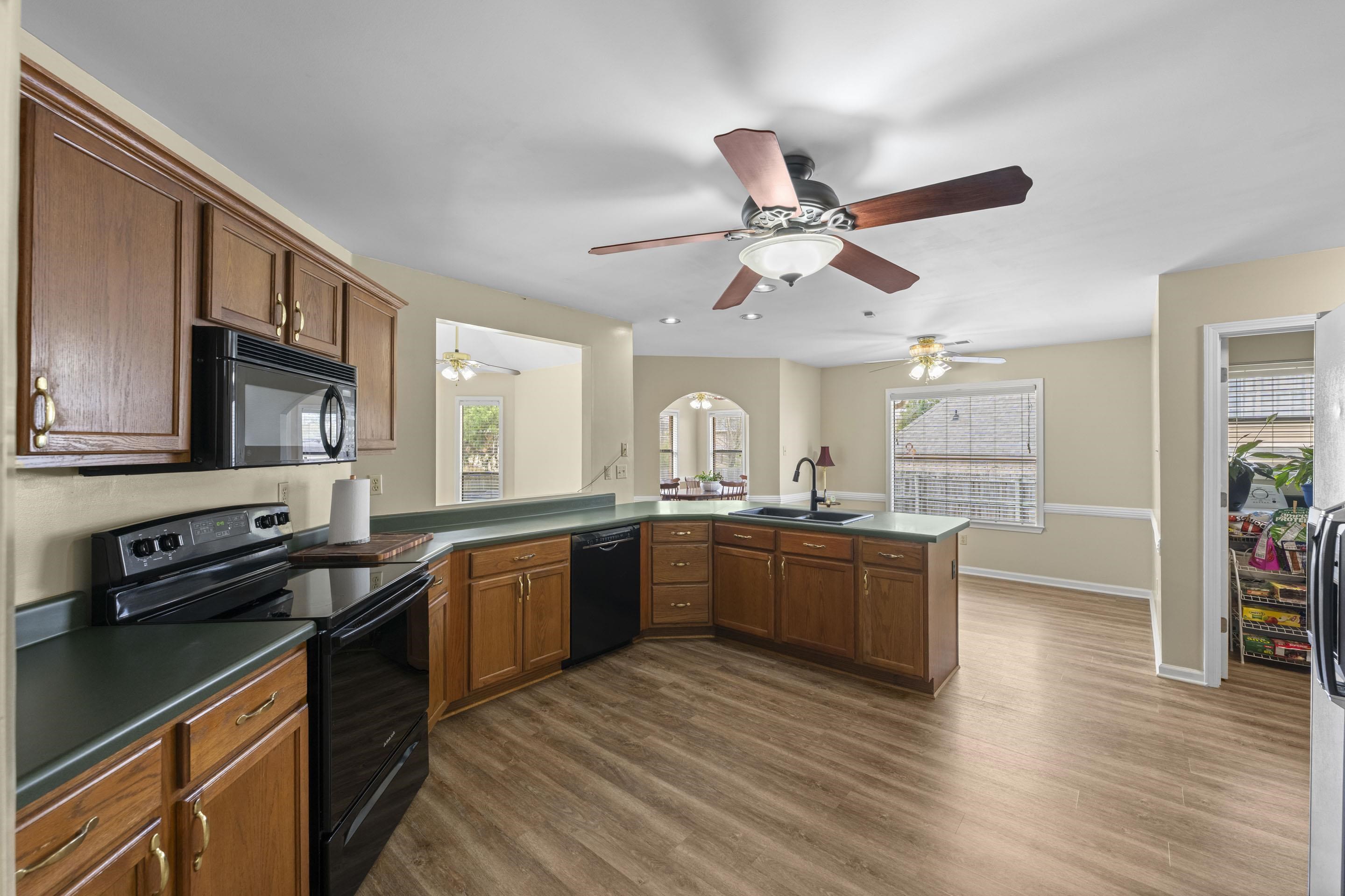 6767 Beagle Run Ln Property Photo 5