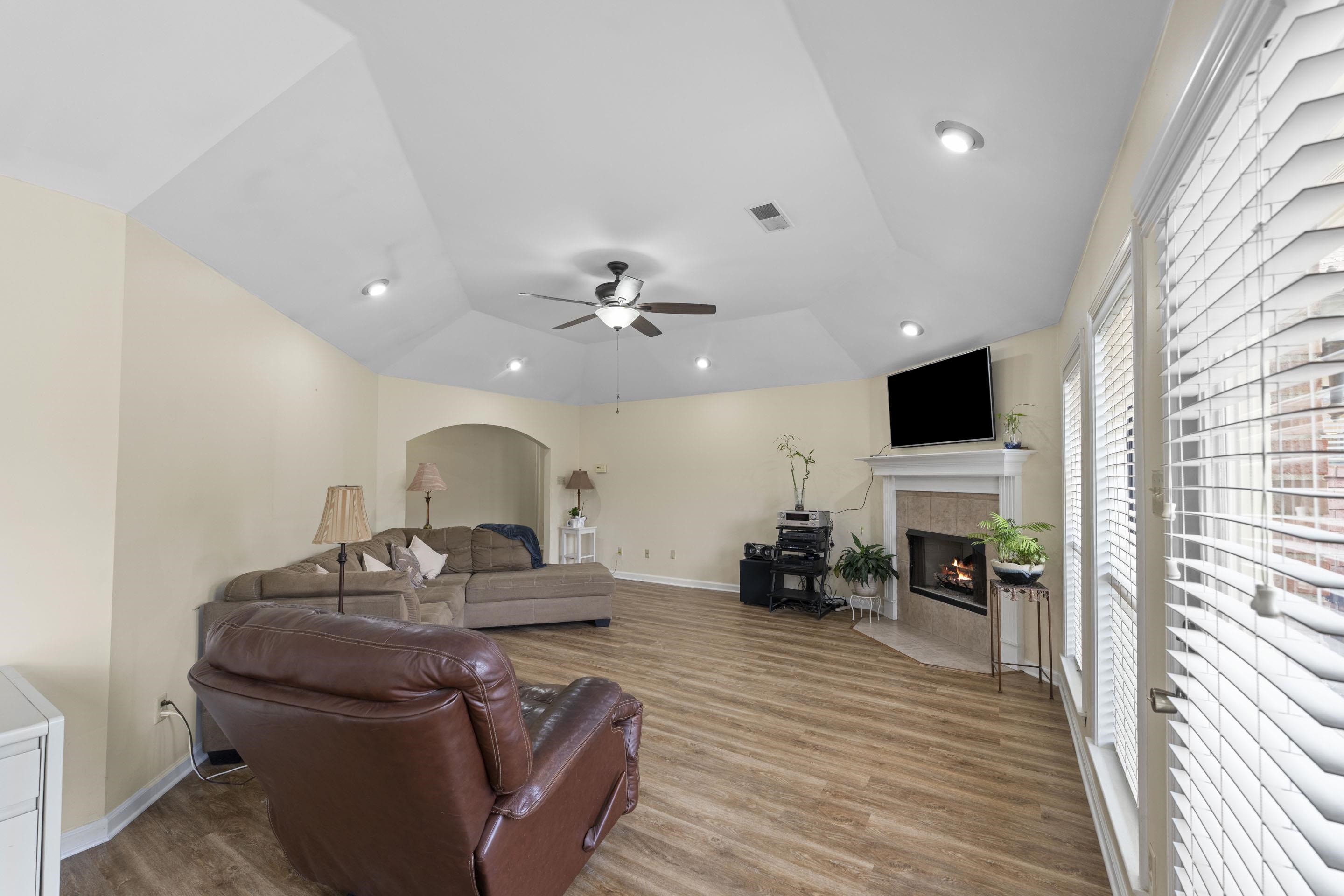 6767 Beagle Run Ln Property Photo 9