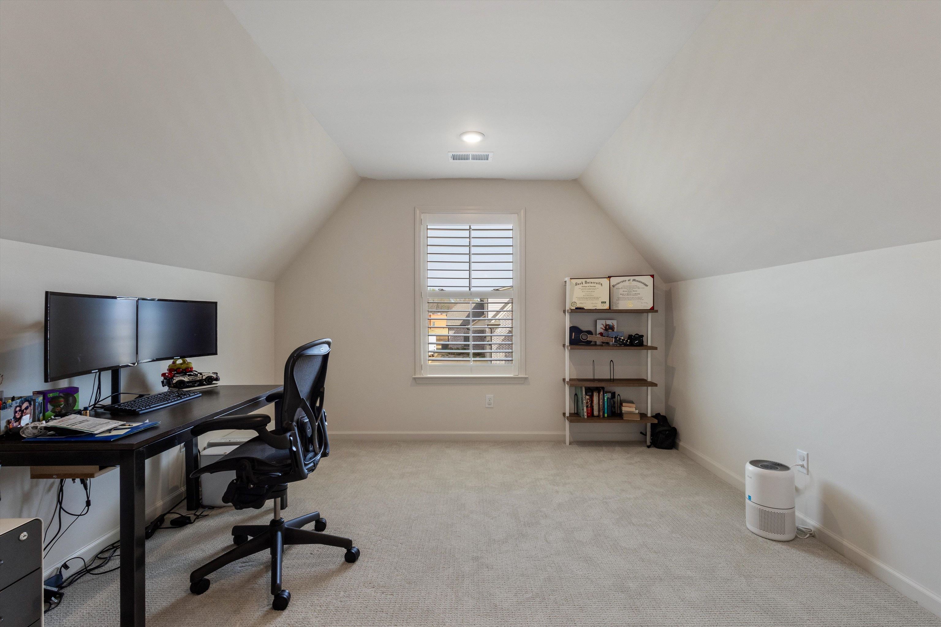 12103 Stromness Cv Property Photo 24