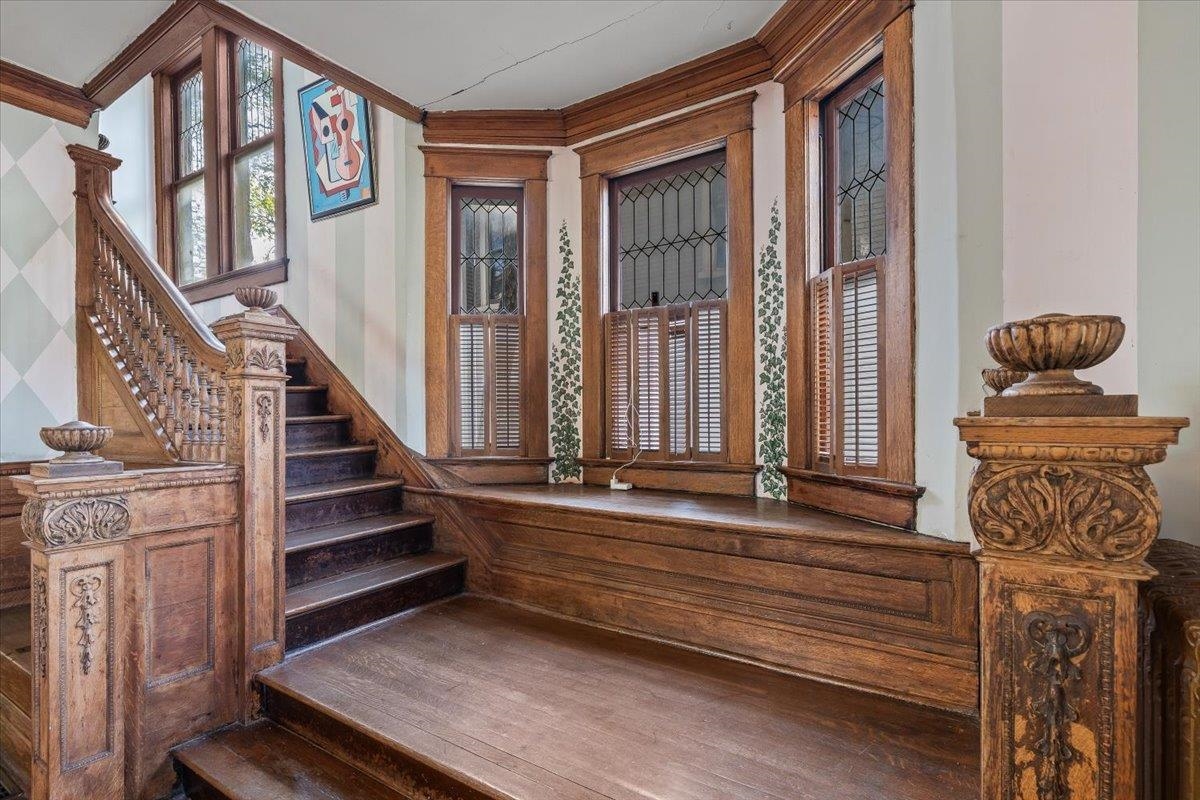 1429 Madison Ave Property Photo 10