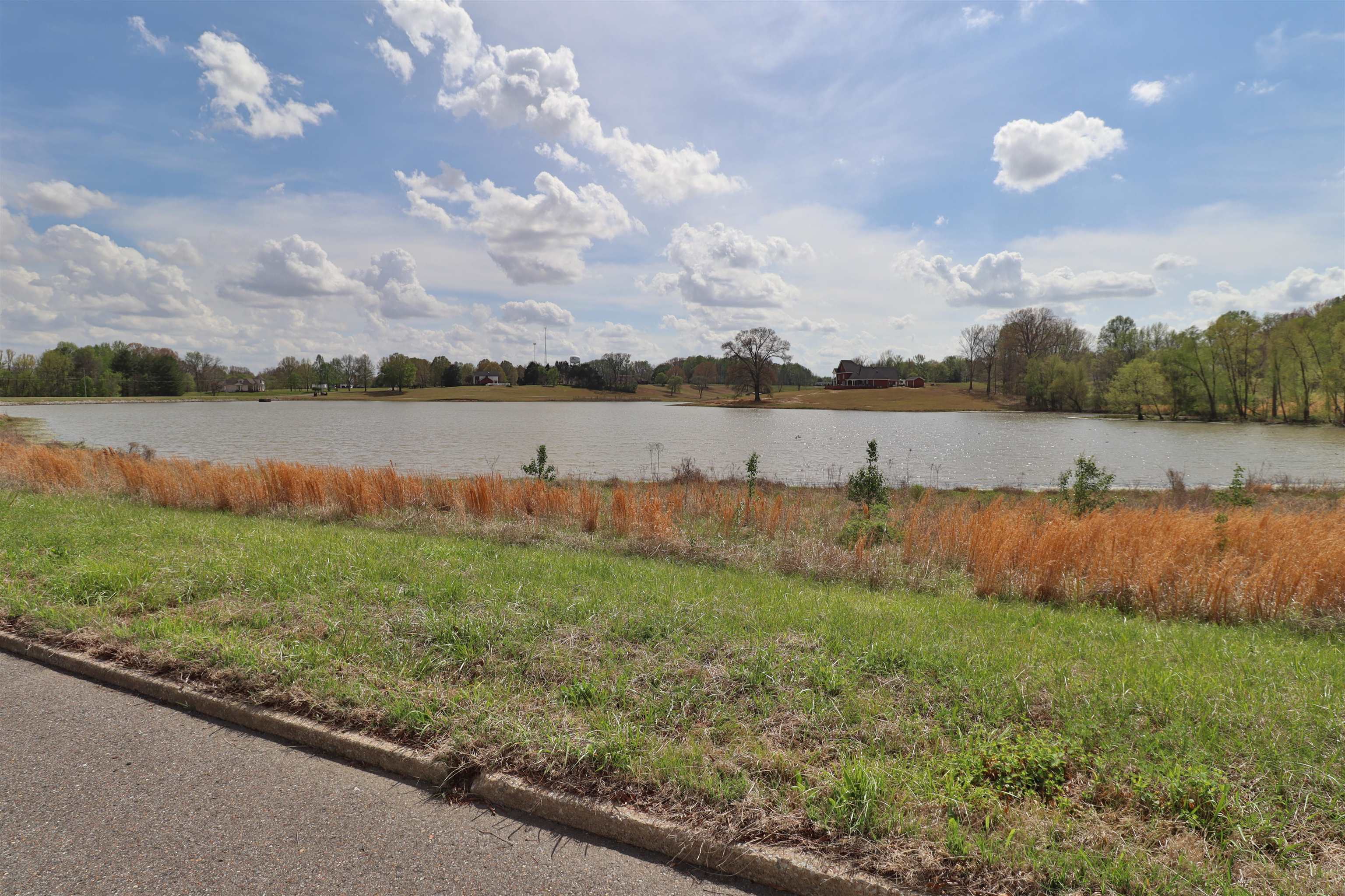 00 Hunters Trace Dr Property Photo 18