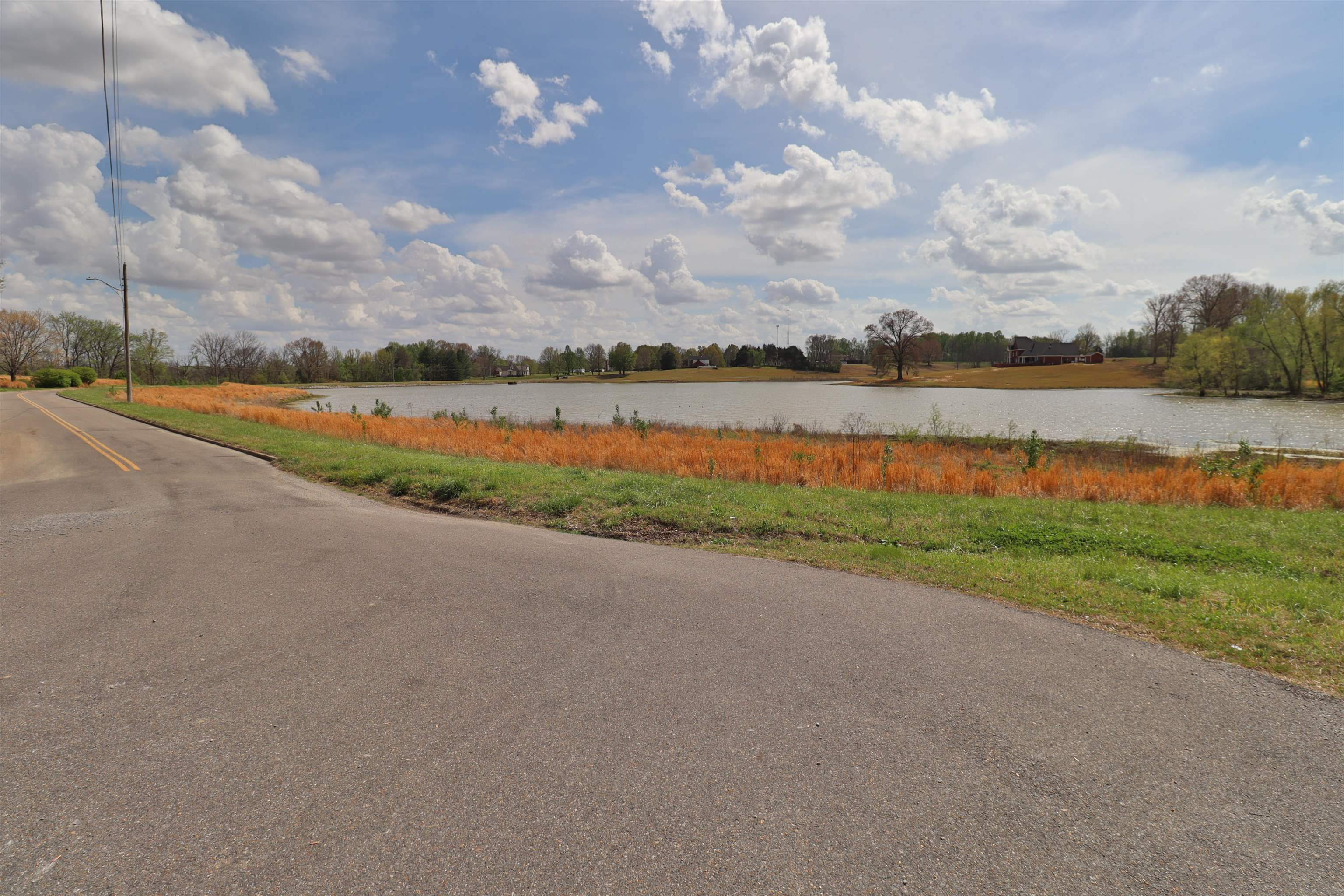 00 Hunters Trace Dr Property Photo 32