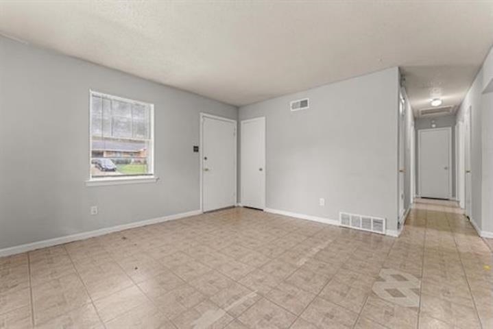 2189 Lisa Ave Property Photo 18