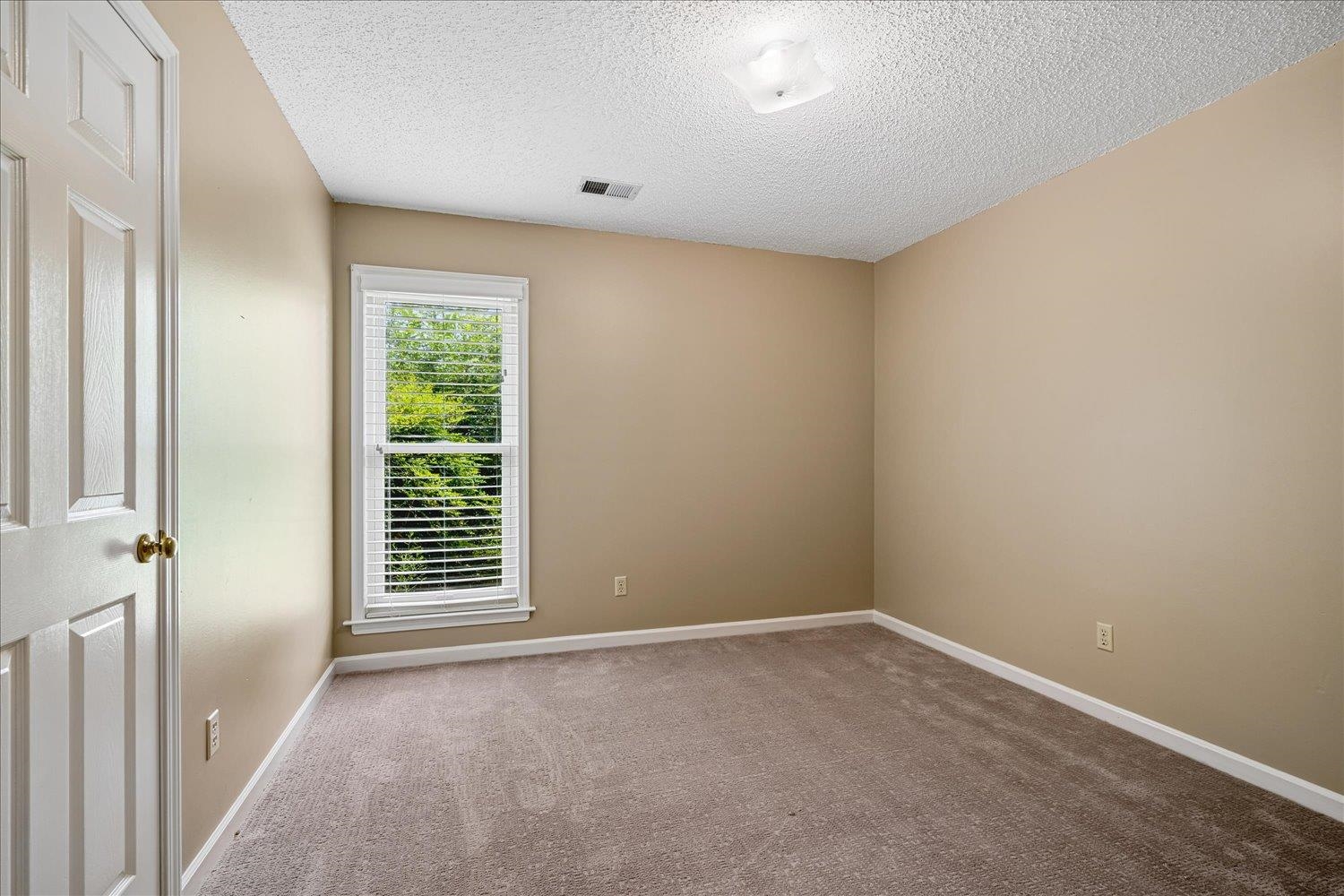 3490 Summerdale Dr Property Photo 21