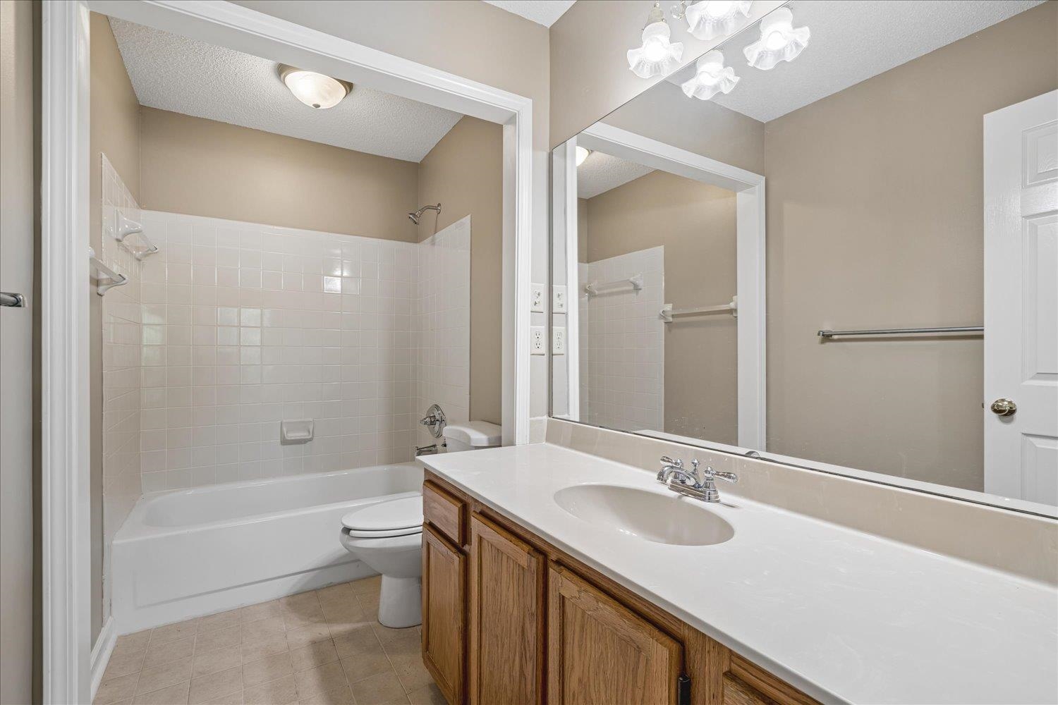 3490 Summerdale Dr Property Photo 23