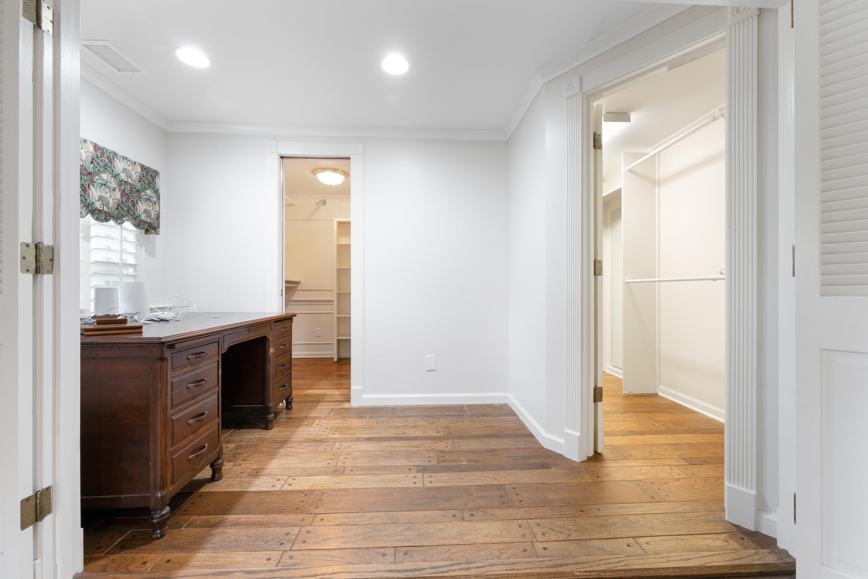 5360 Normandy Ave Property Photo 11