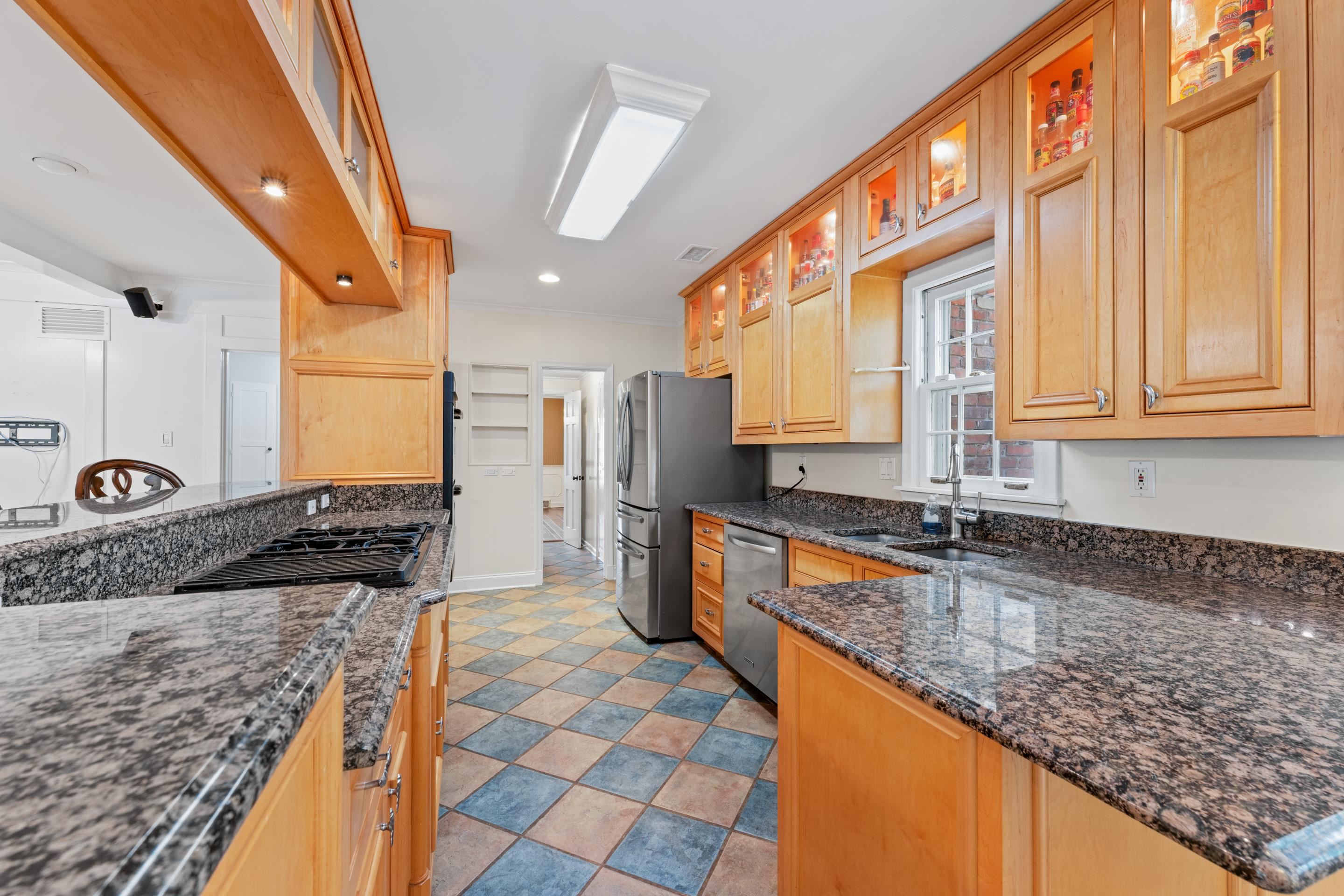 5360 Normandy Ave Property Photo 19