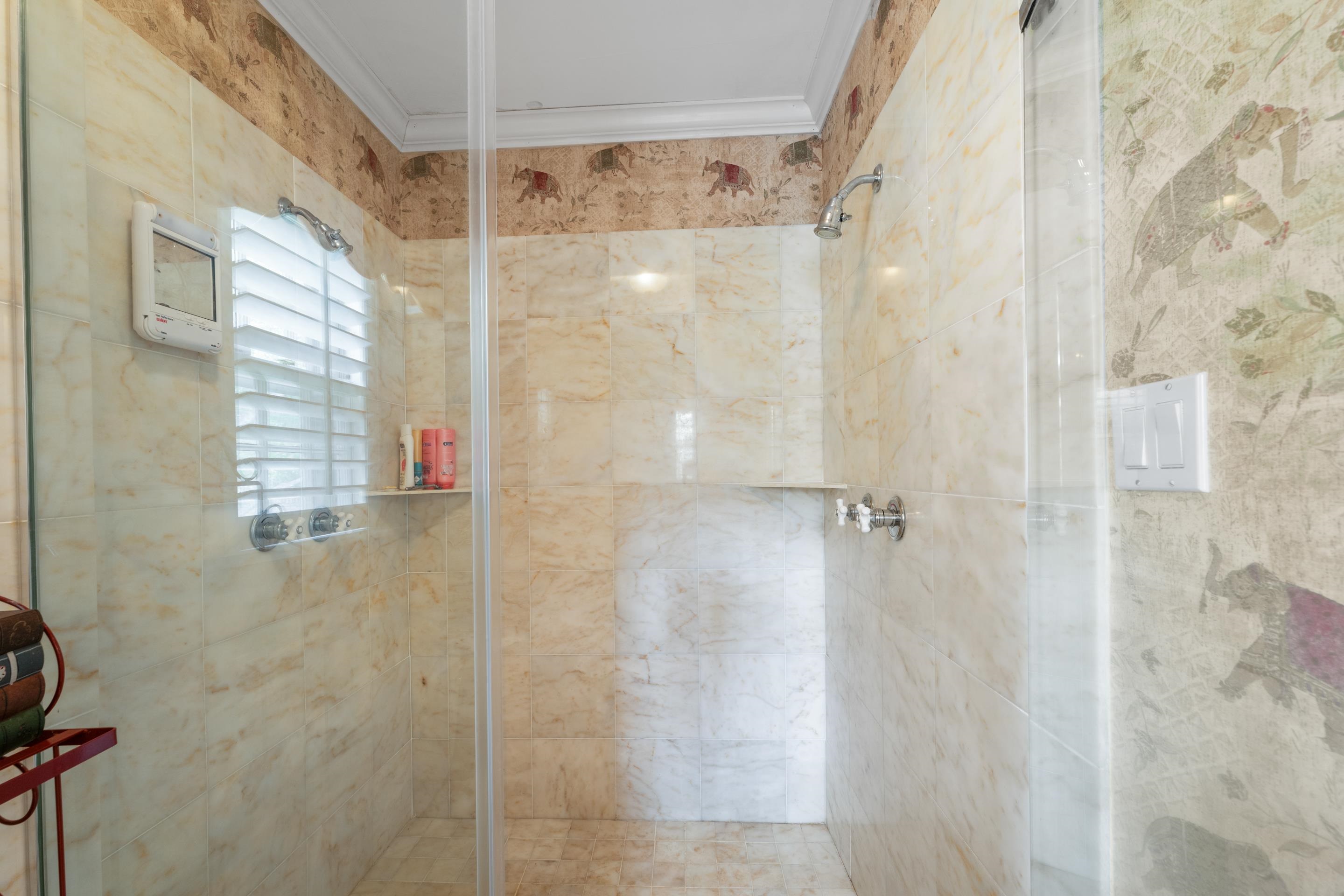 5360 Normandy Ave Property Photo 32