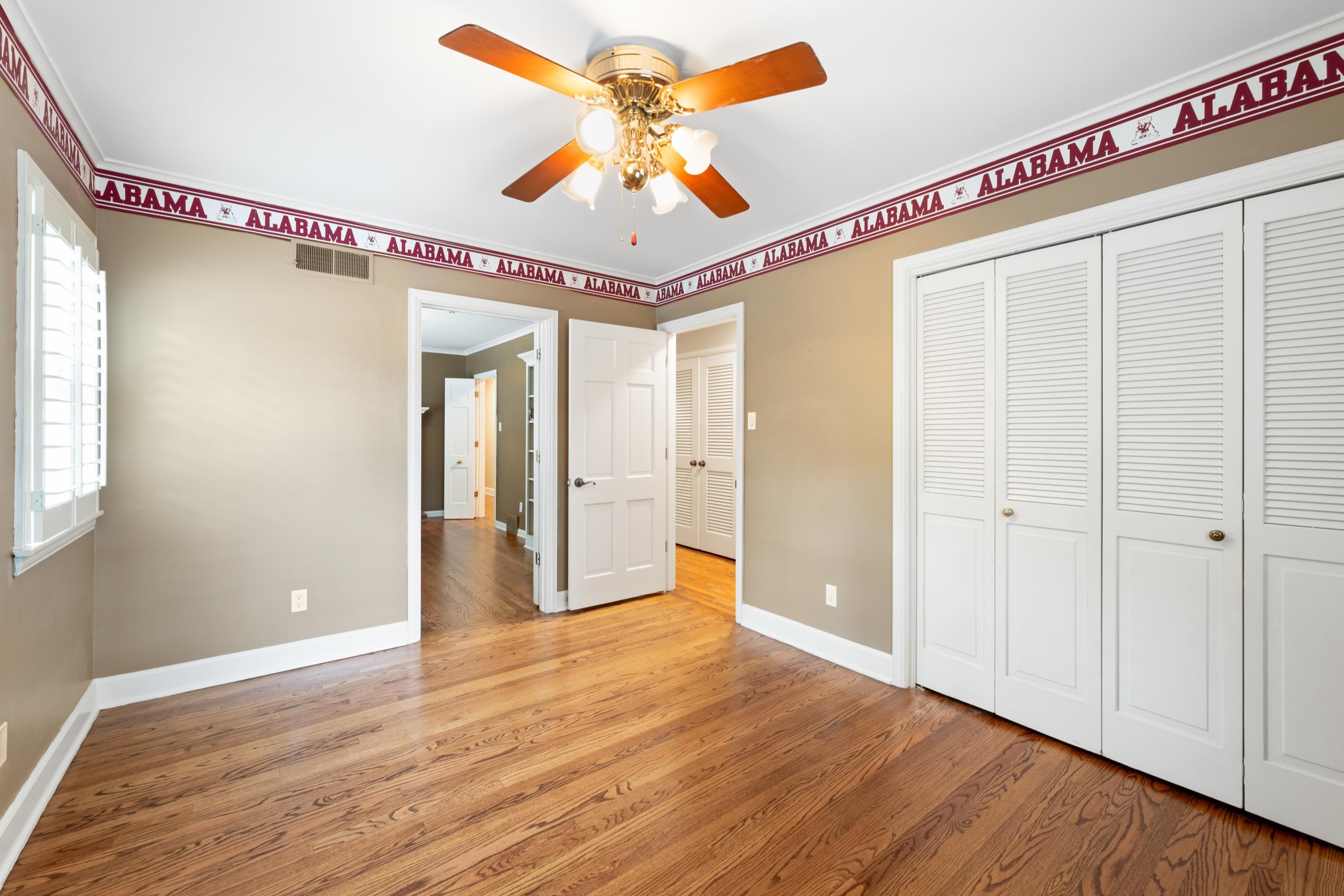 5360 Normandy Ave Property Photo 37