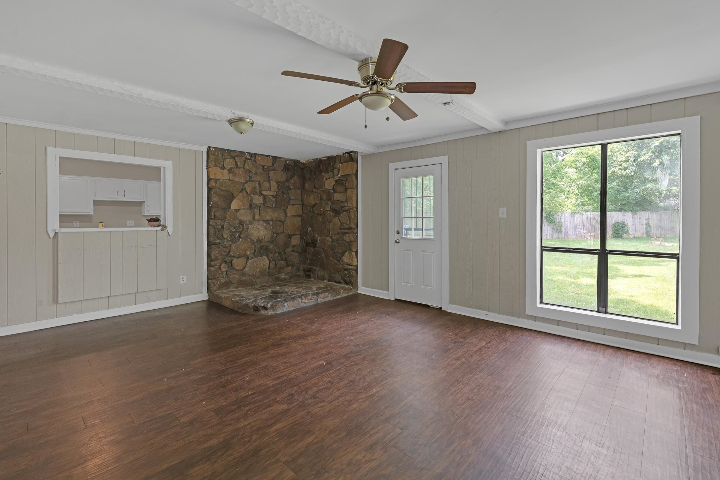 6128 Raintree Dr Property Photo 13