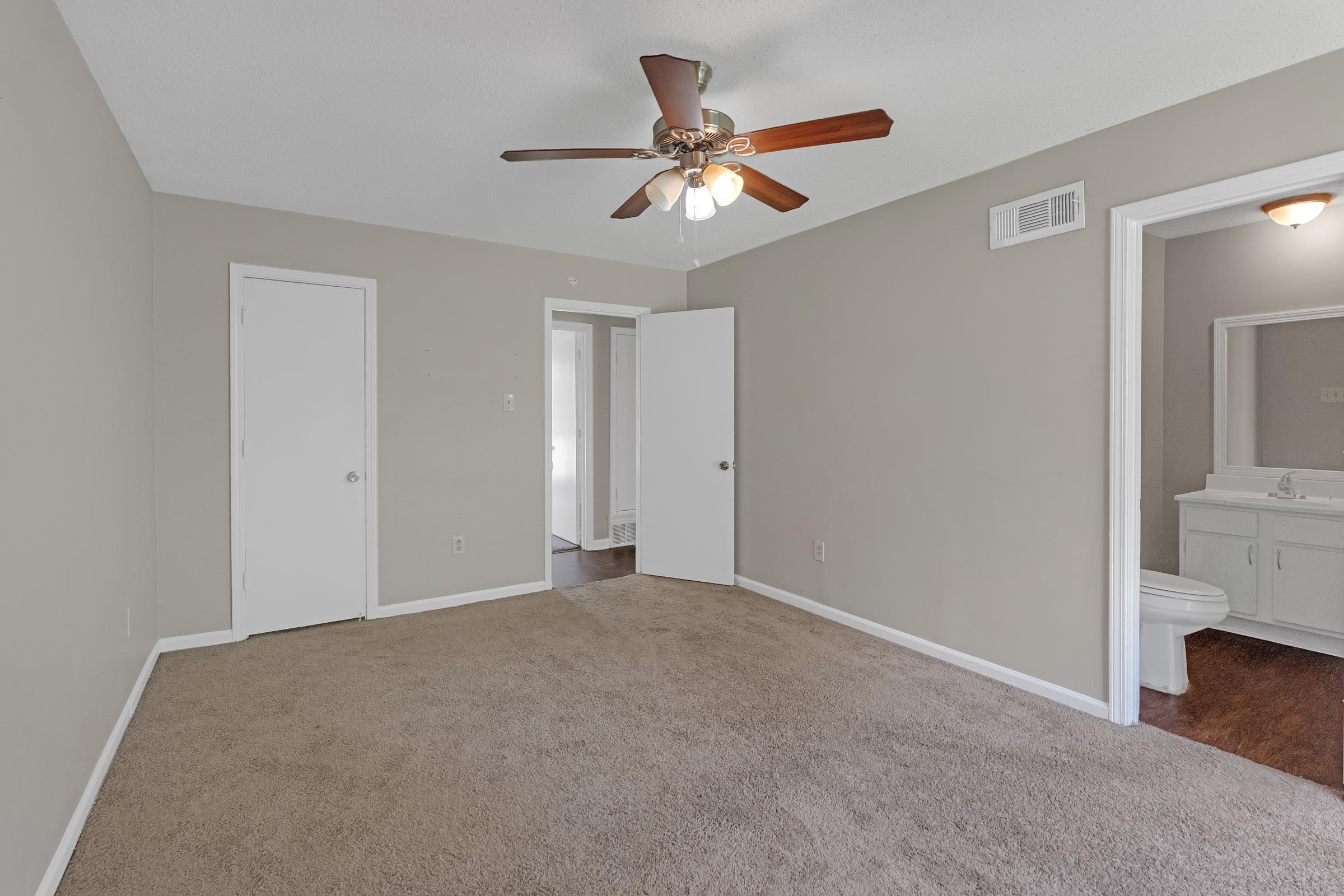6128 Raintree Dr Property Photo 19
