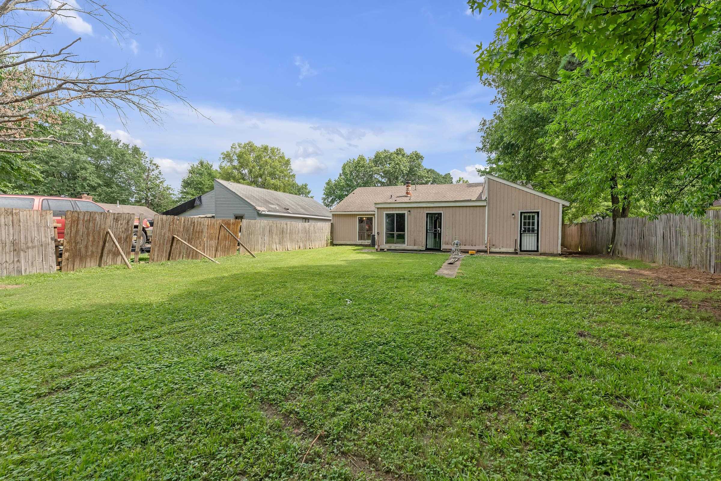 6128 Raintree Dr Property Photo 25