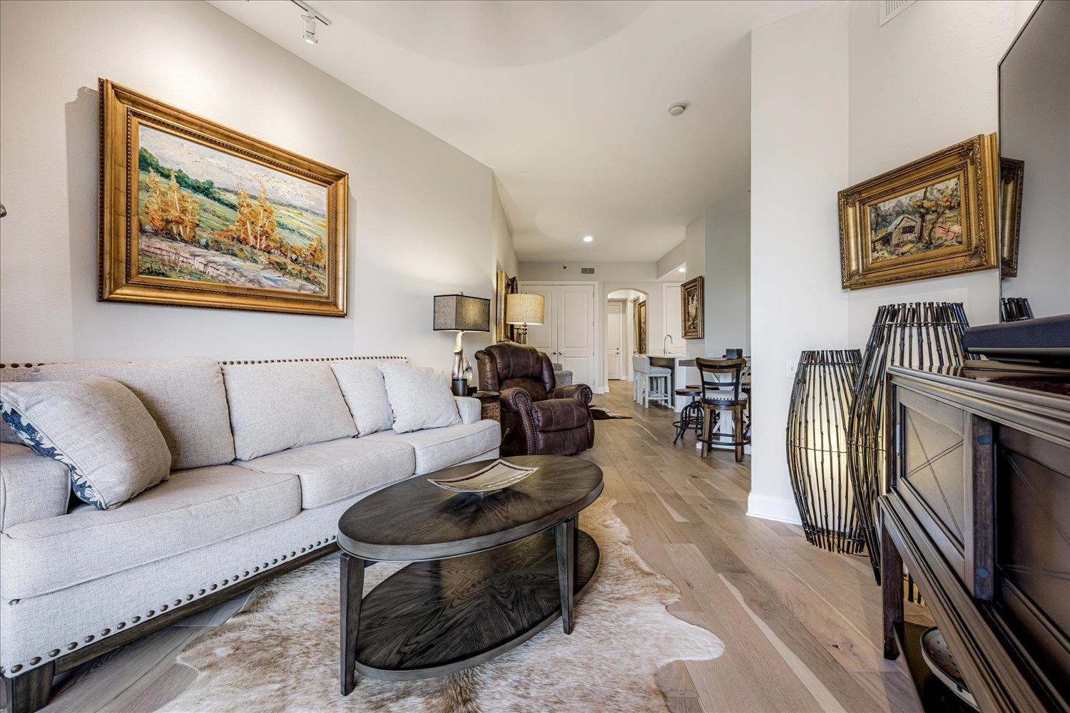 717 Riverside Dr 207 Property Photo 20