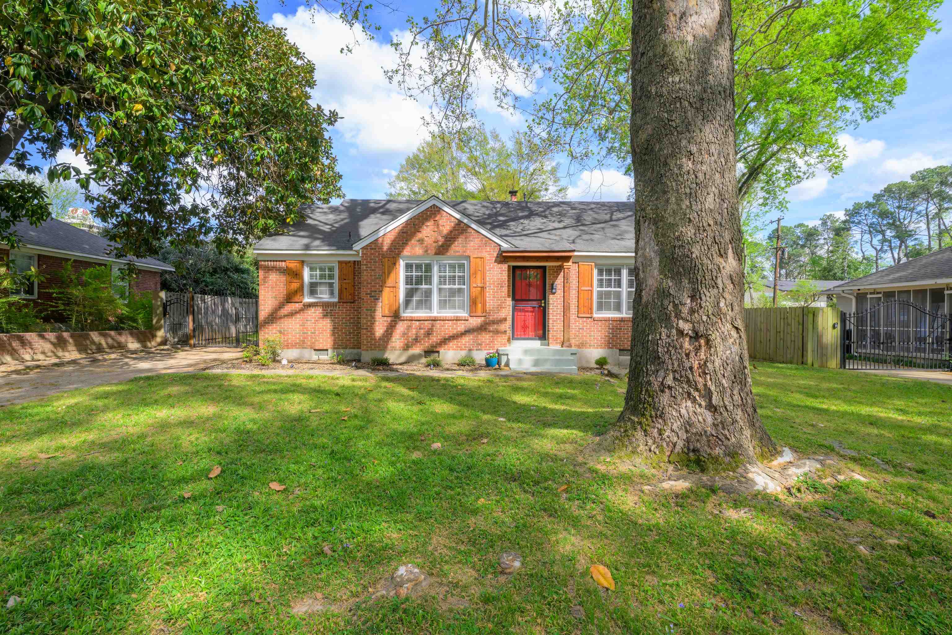 764 Moss Dr Property Photo 4