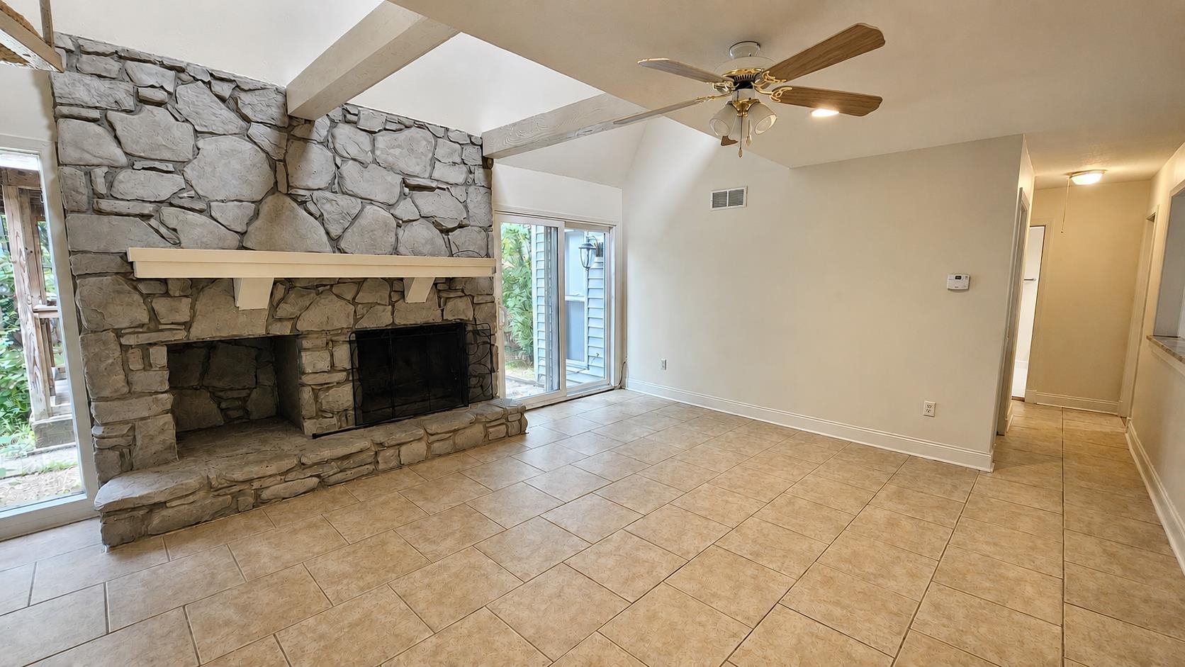 89 Ericson Rd Property Photo 17