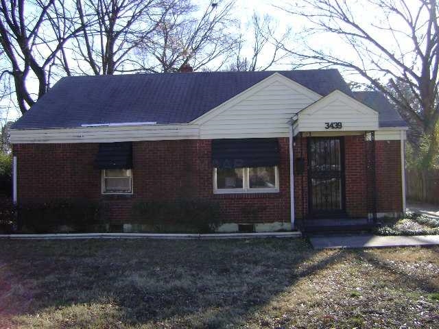 3439 HESTER AVE Property Photo 1