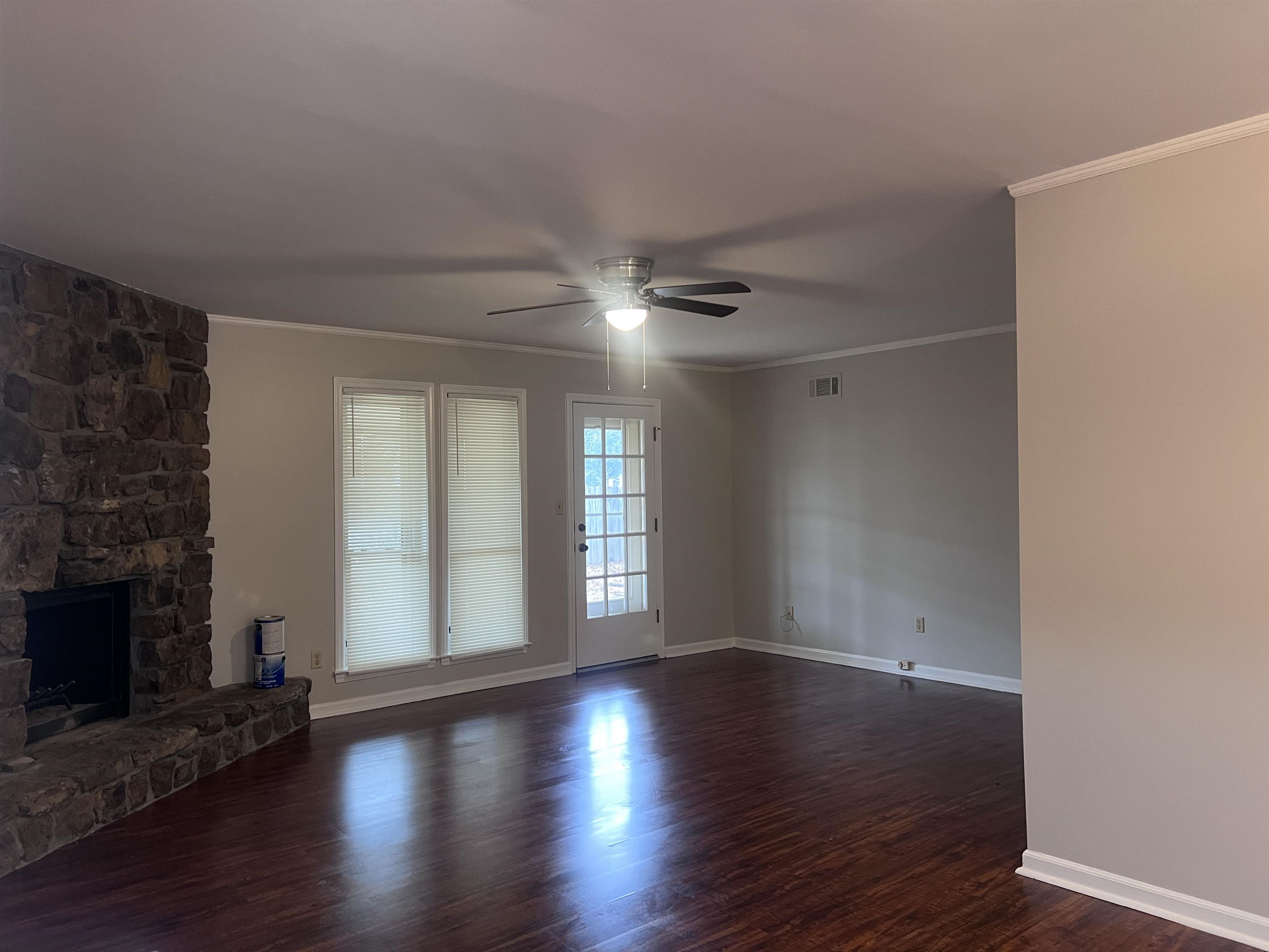 2675 Van Leer Dr Property Photo 9
