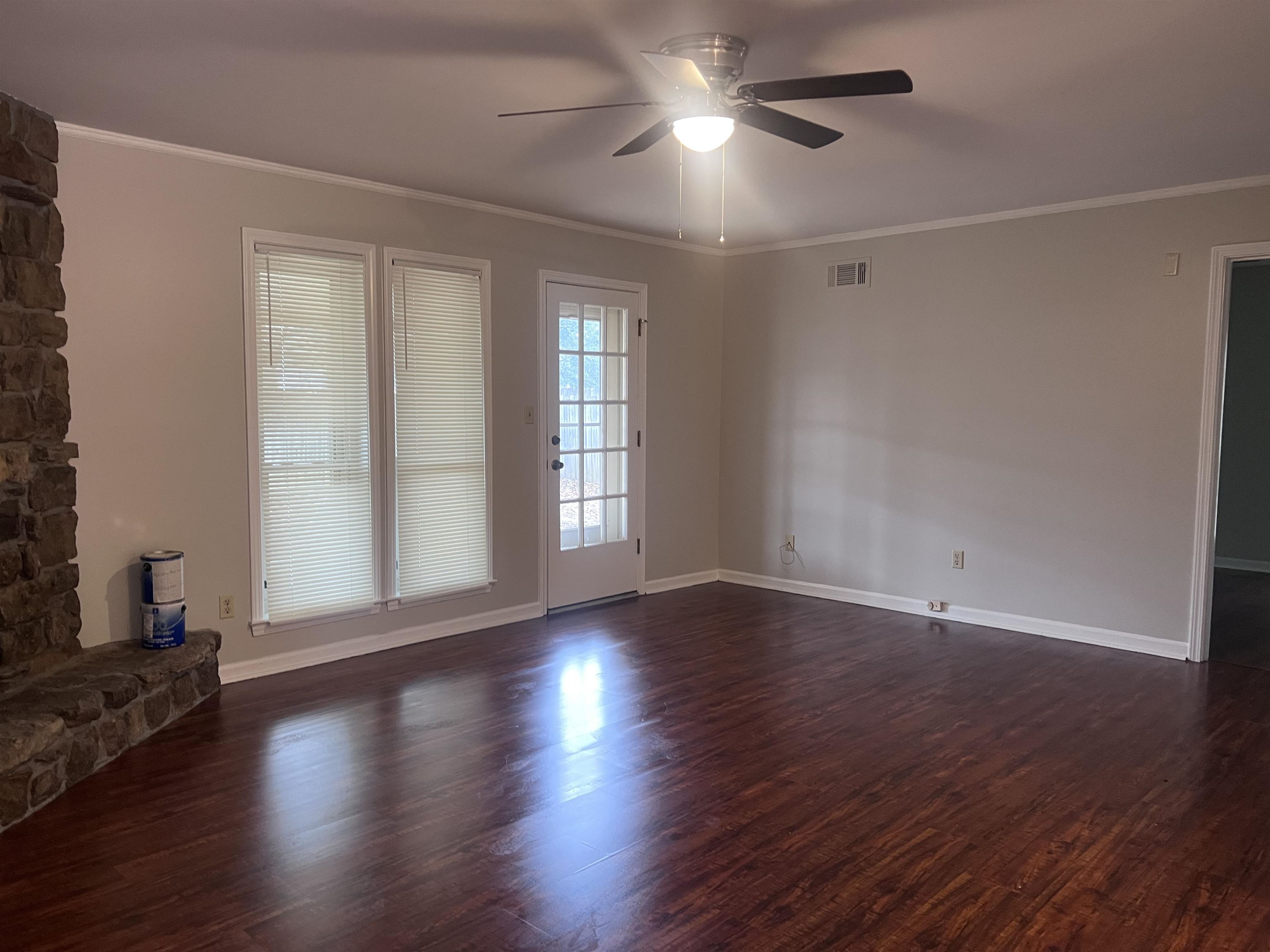 2675 Van Leer Dr Property Photo 12