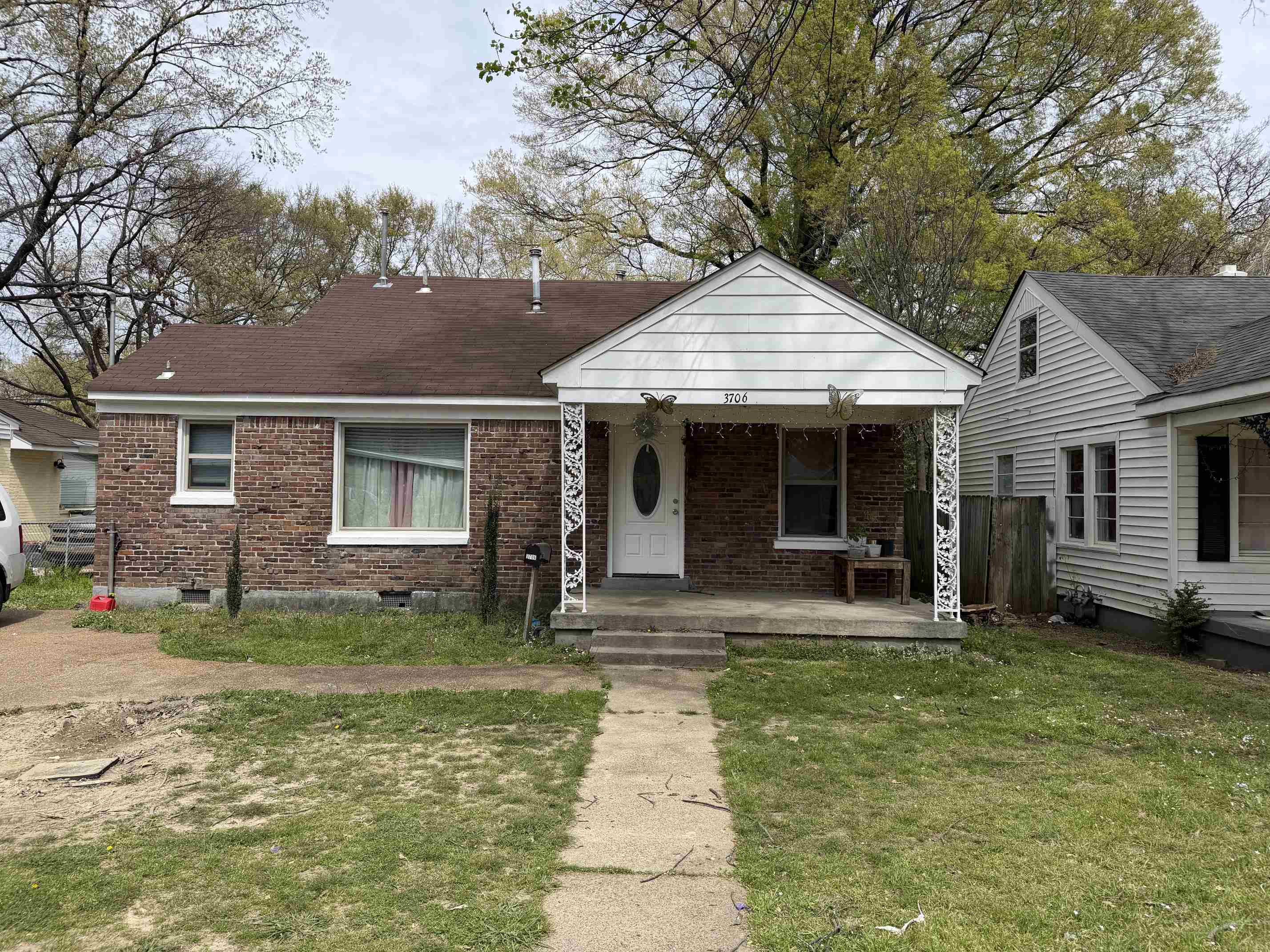 3706 TOWNES AVE Property Photo 1