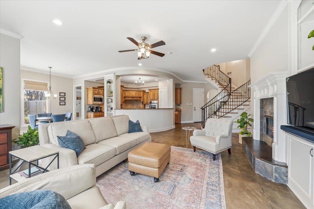 166 Ivy Brook Ln Property Photo 14