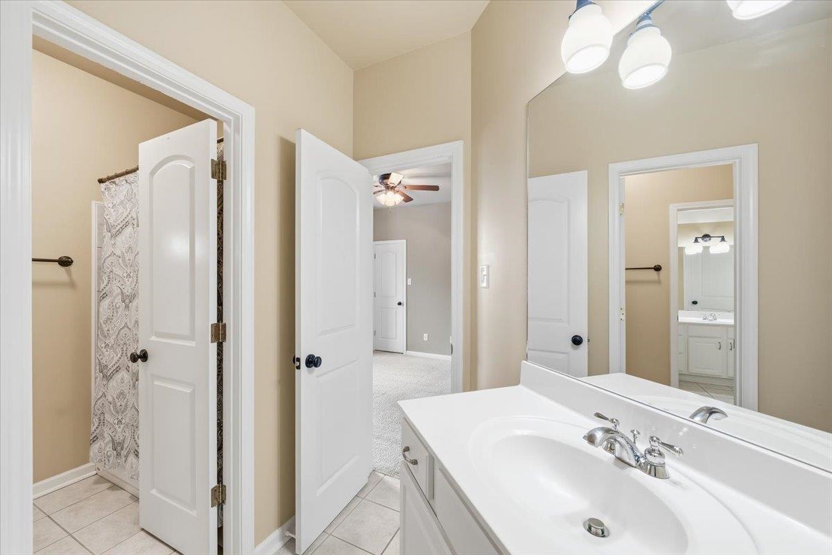 166 Ivy Brook Ln Property Photo 24
