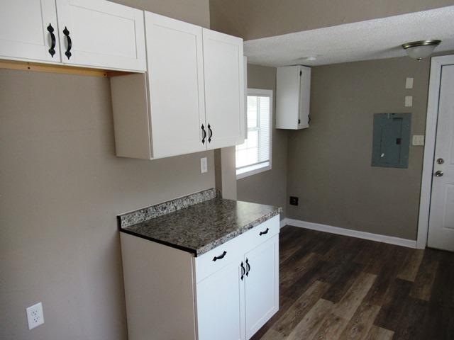1664 Nelson Ave Property Photo 6