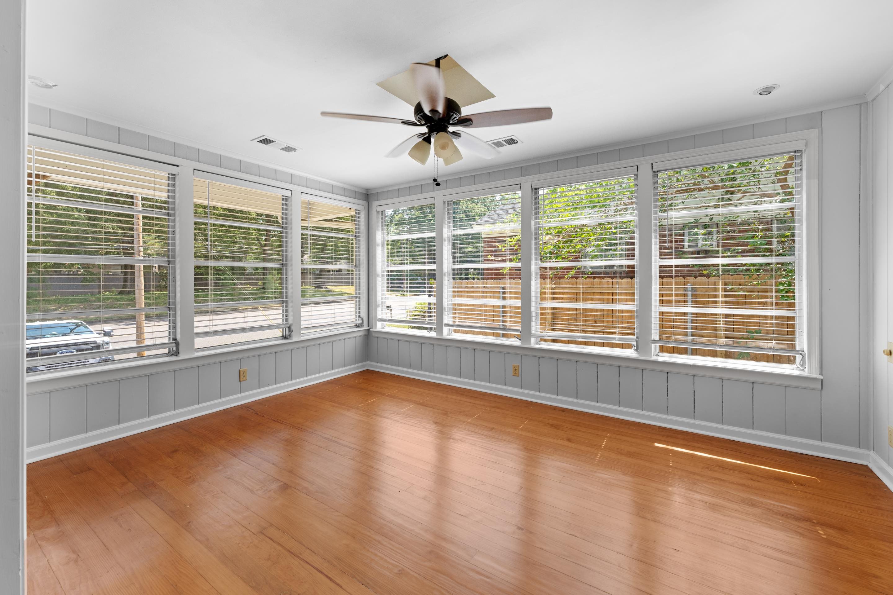 151 N White Station Rd Property Photo 2