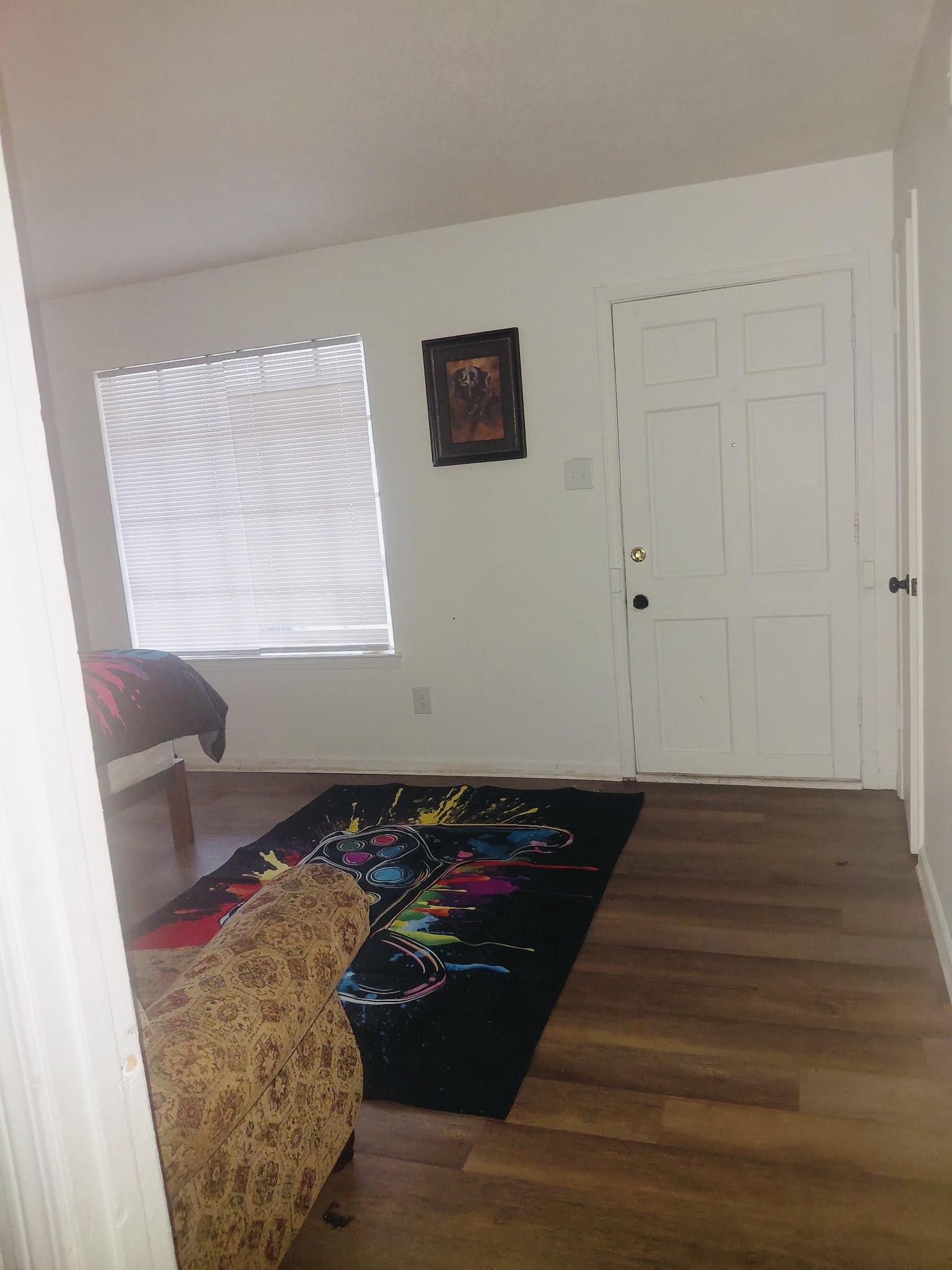 919 CHESTERTON DR Property Photo 1