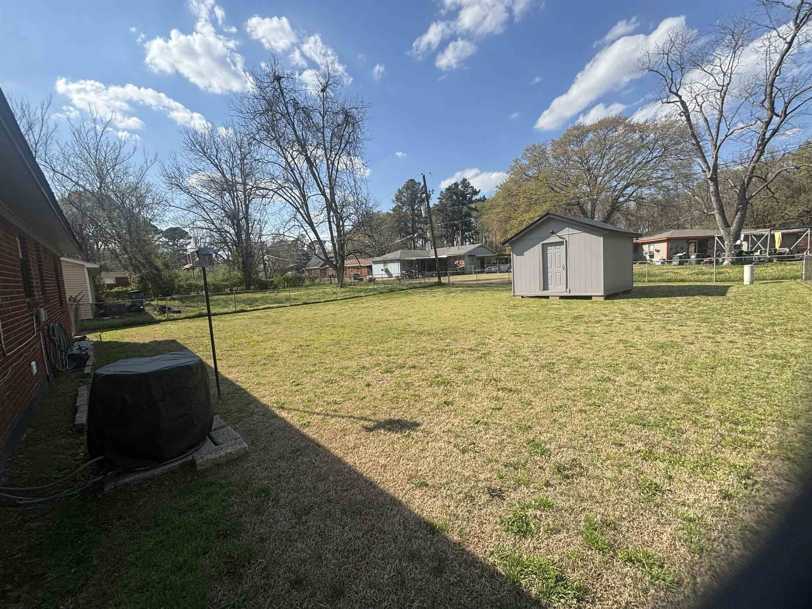 370 Lillian Dr Property Photo 4